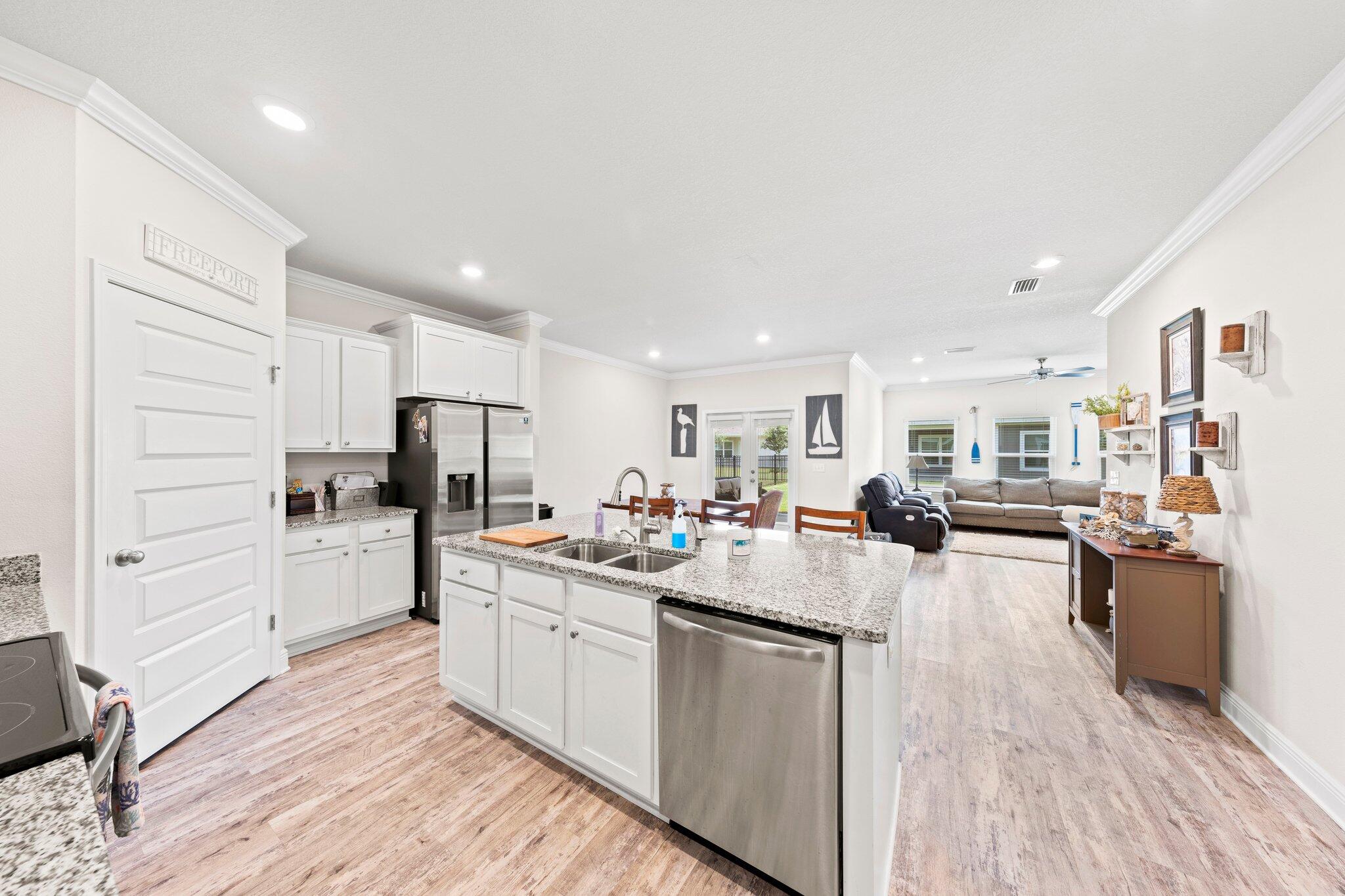 HAMMOCK BAY - FIREFLY - Residential