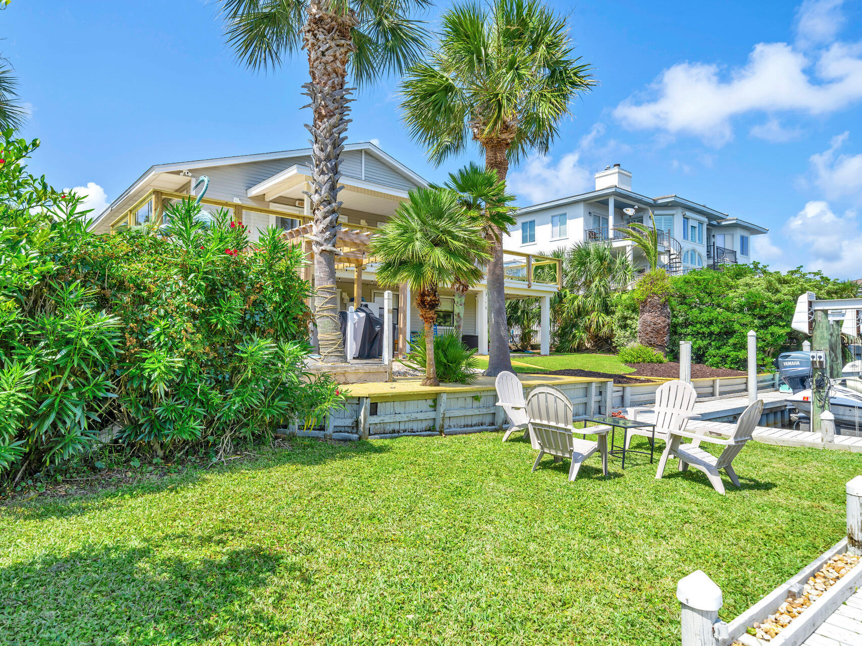 HOLIDAY ISLE - Residential