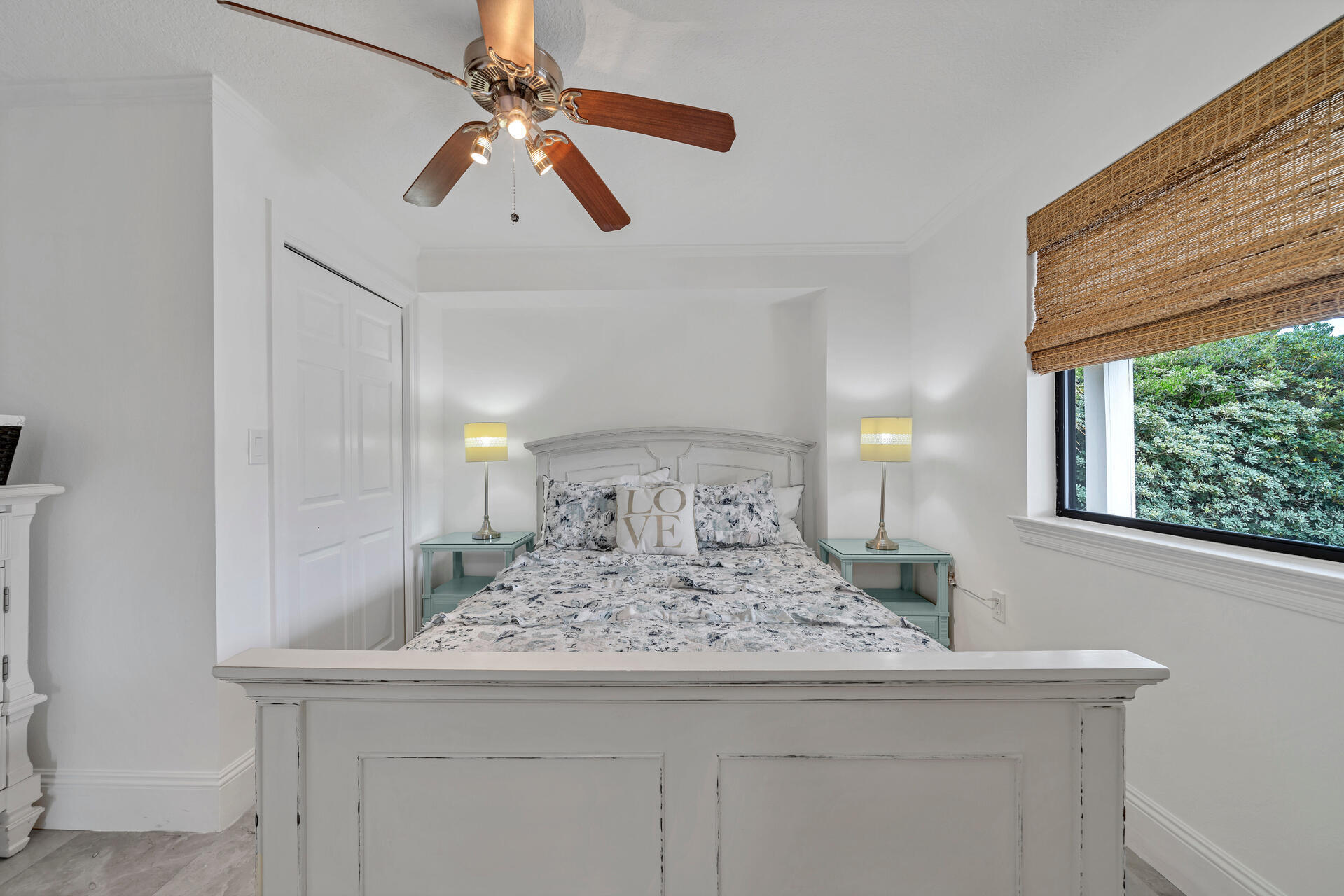 HOLIDAY ISLE - Residential