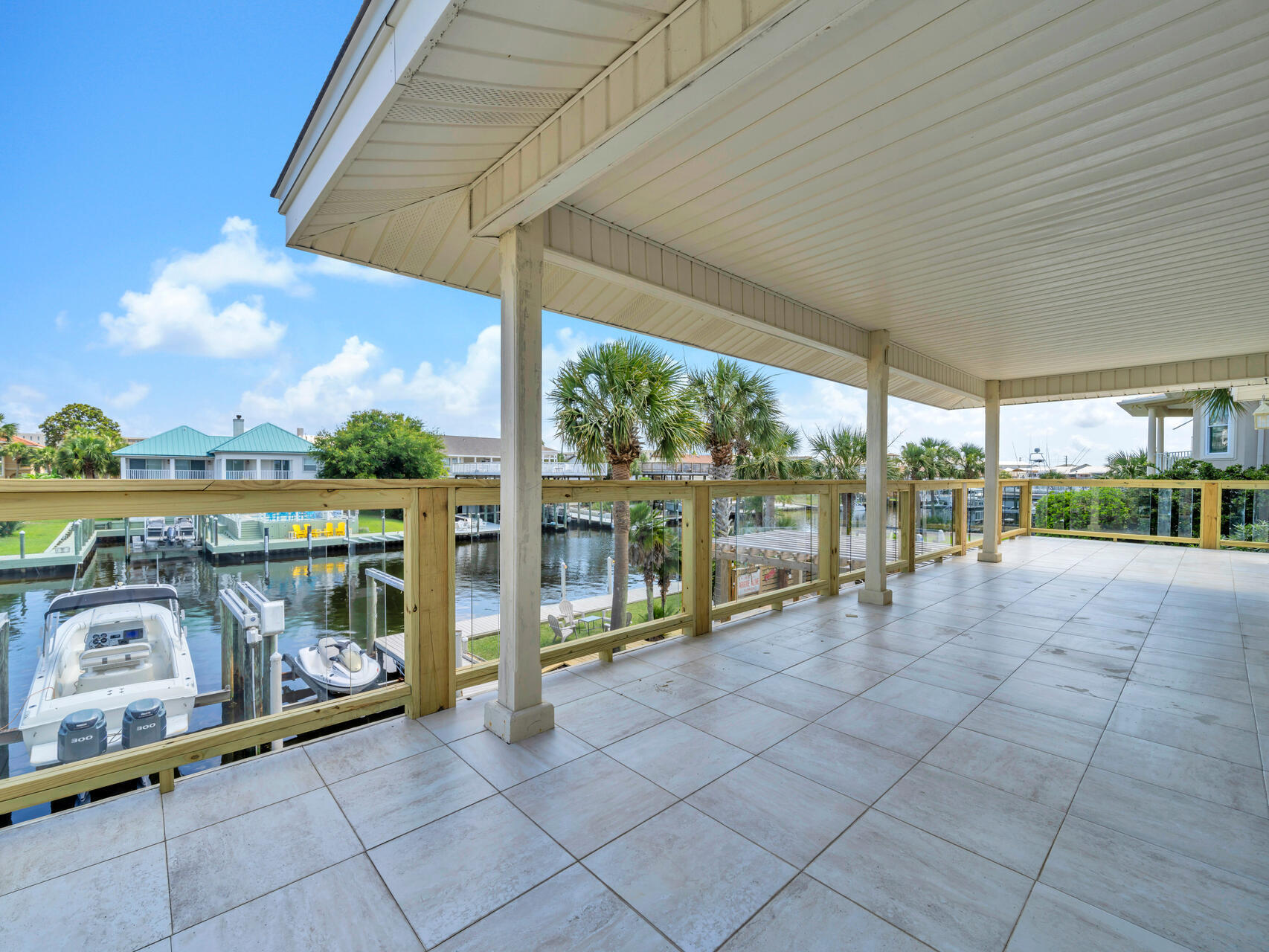 HOLIDAY ISLE - Residential