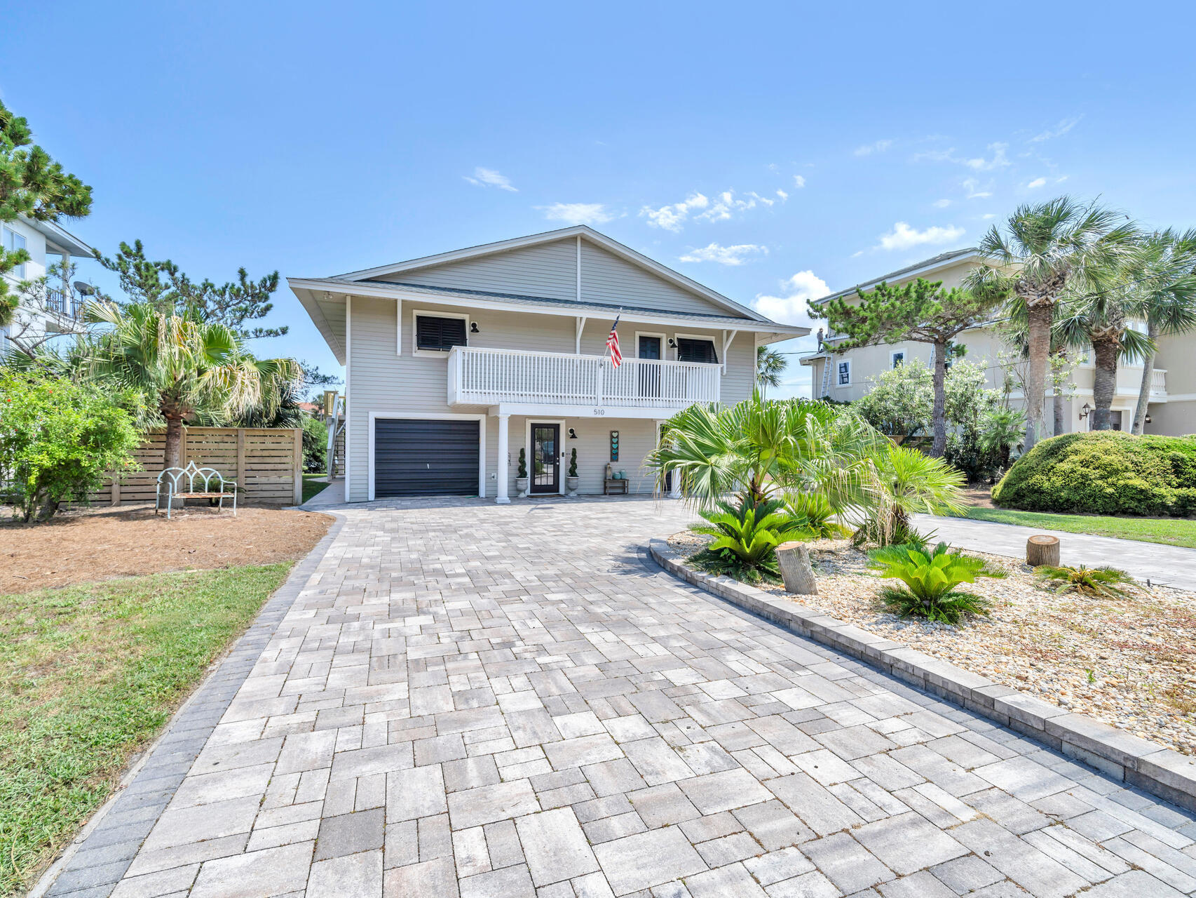 HOLIDAY ISLE - Residential
