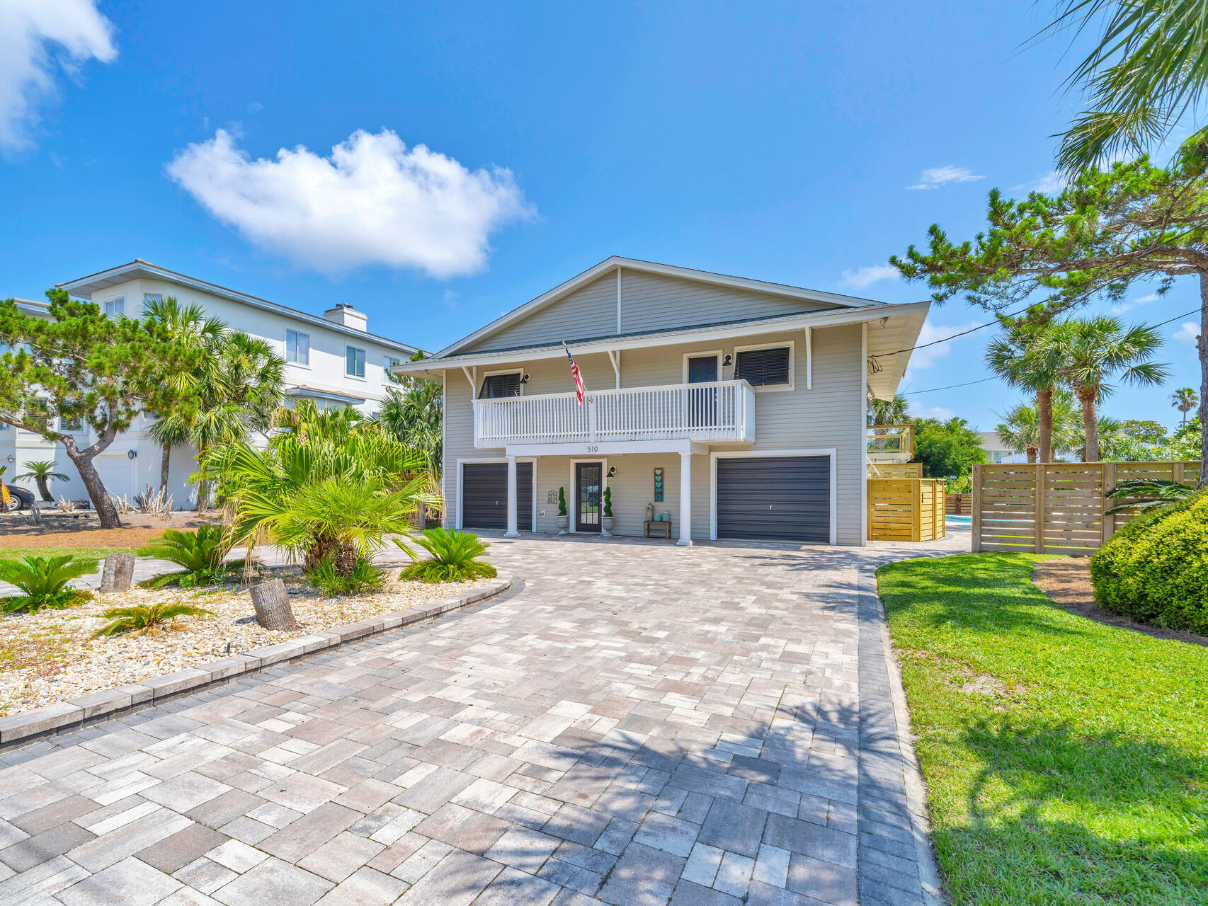 HOLIDAY ISLE - Residential