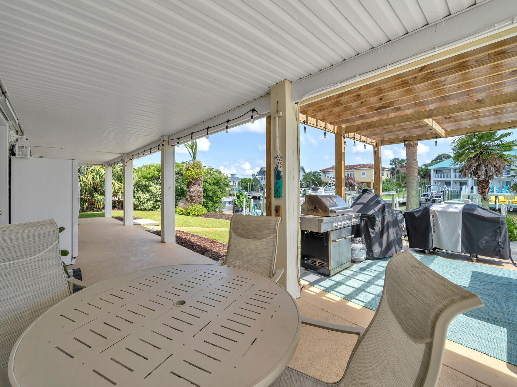 HOLIDAY ISLE - Residential