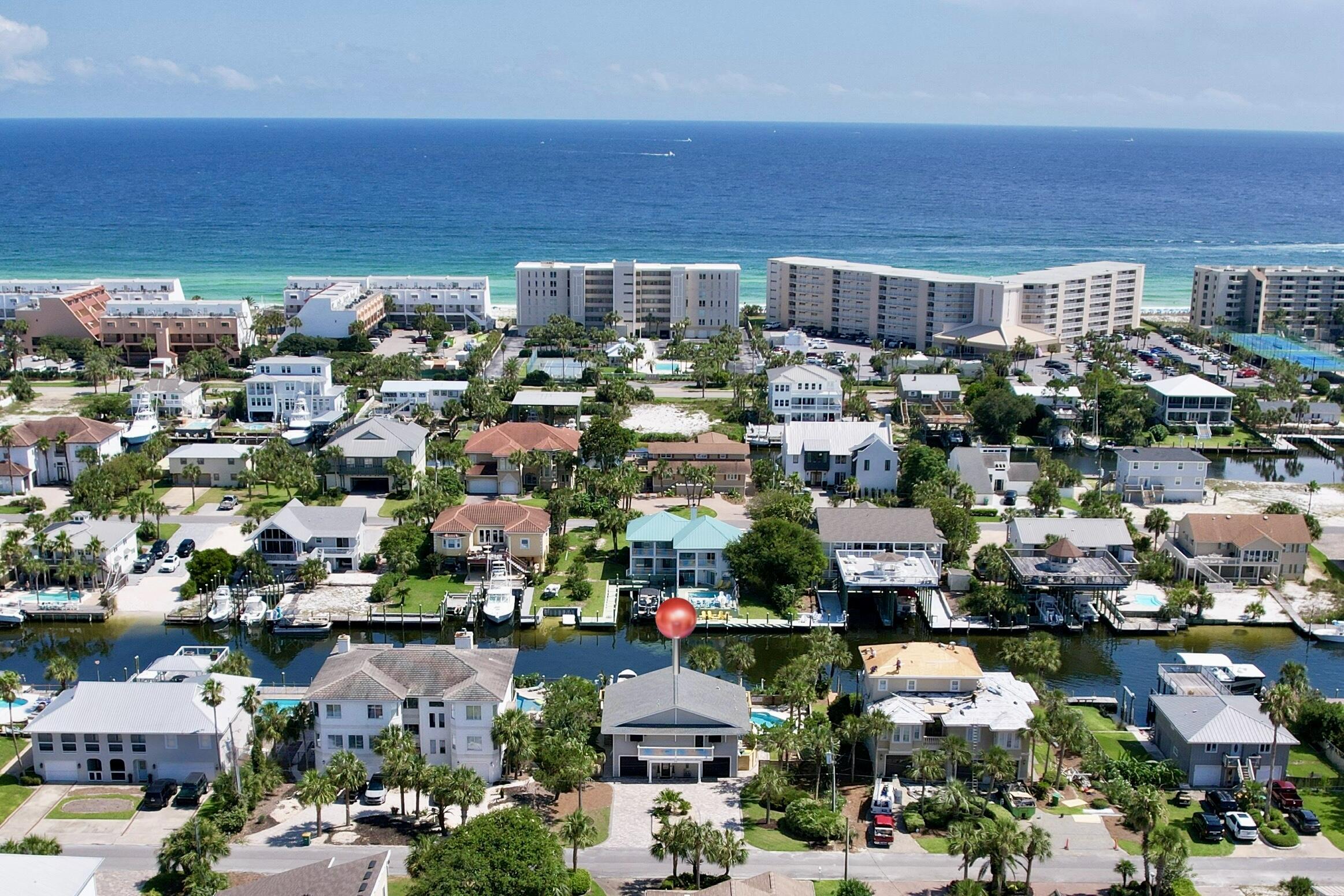 HOLIDAY ISLE - Residential