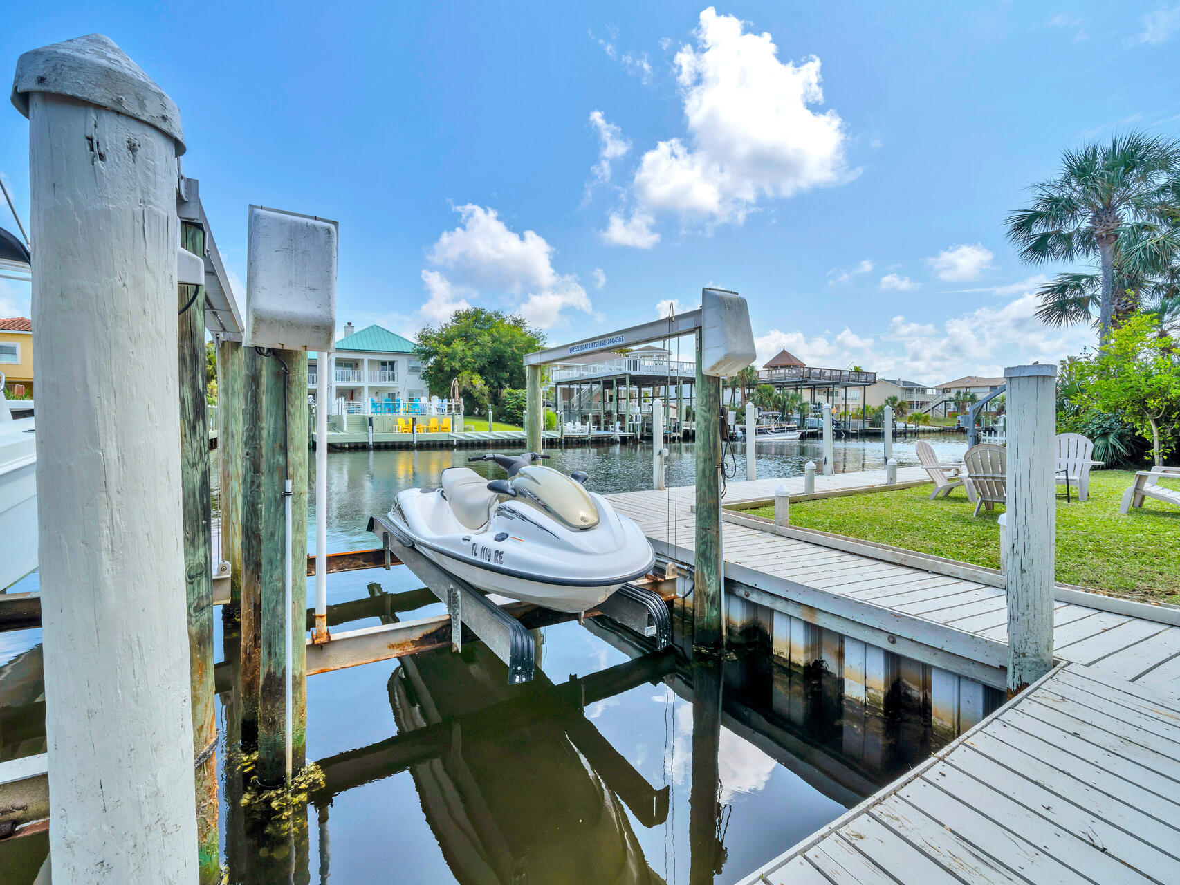 HOLIDAY ISLE - Residential