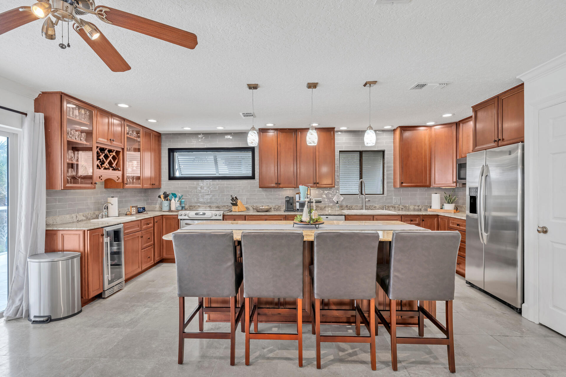 HOLIDAY ISLE - Residential