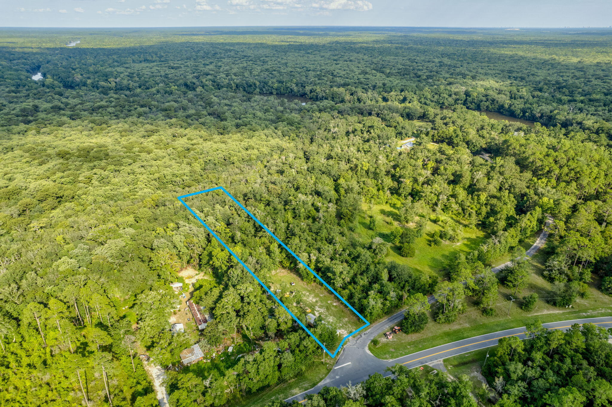 METES & BOUNDS - Land