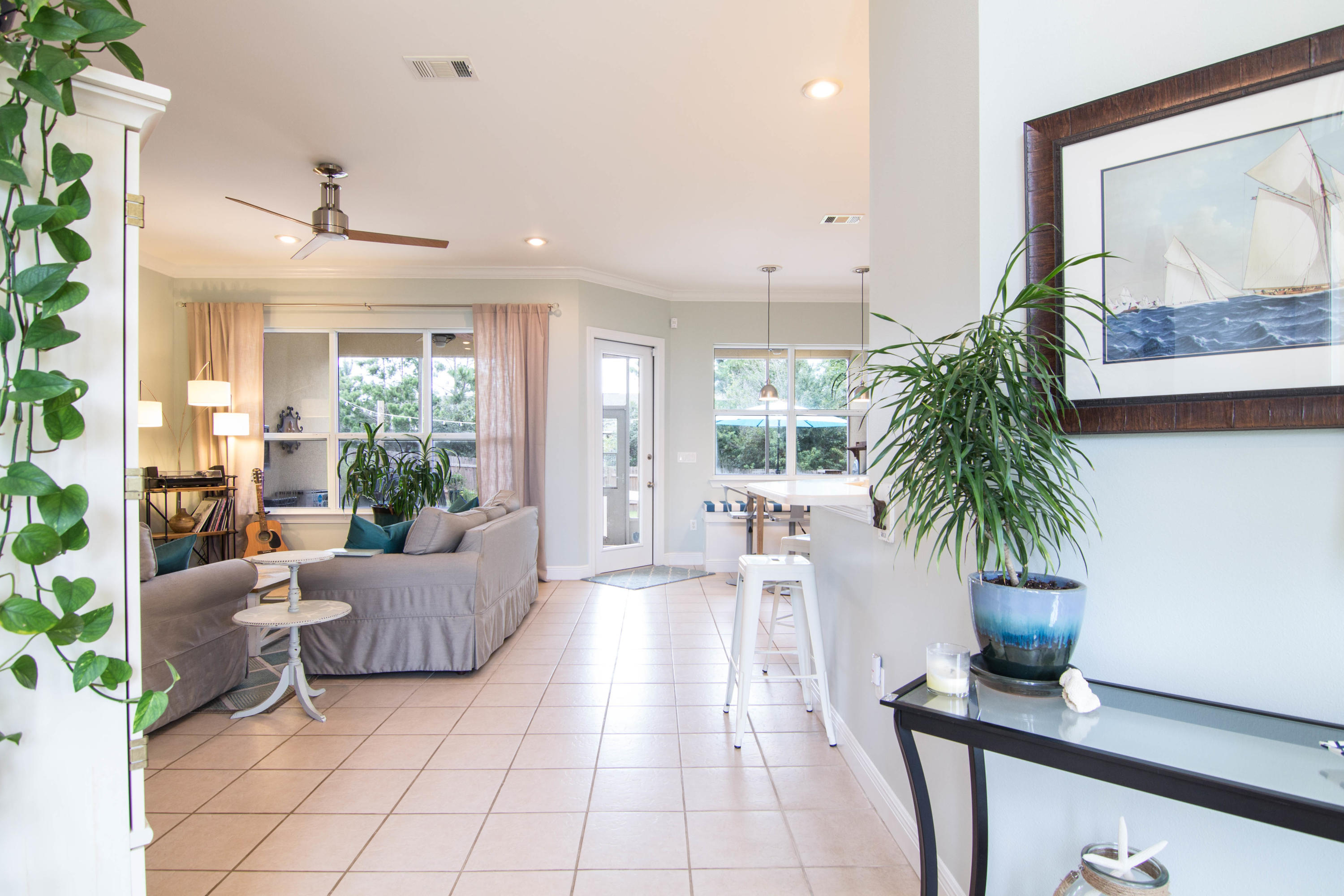 COUNTRY CLUB ESTATES - Residential