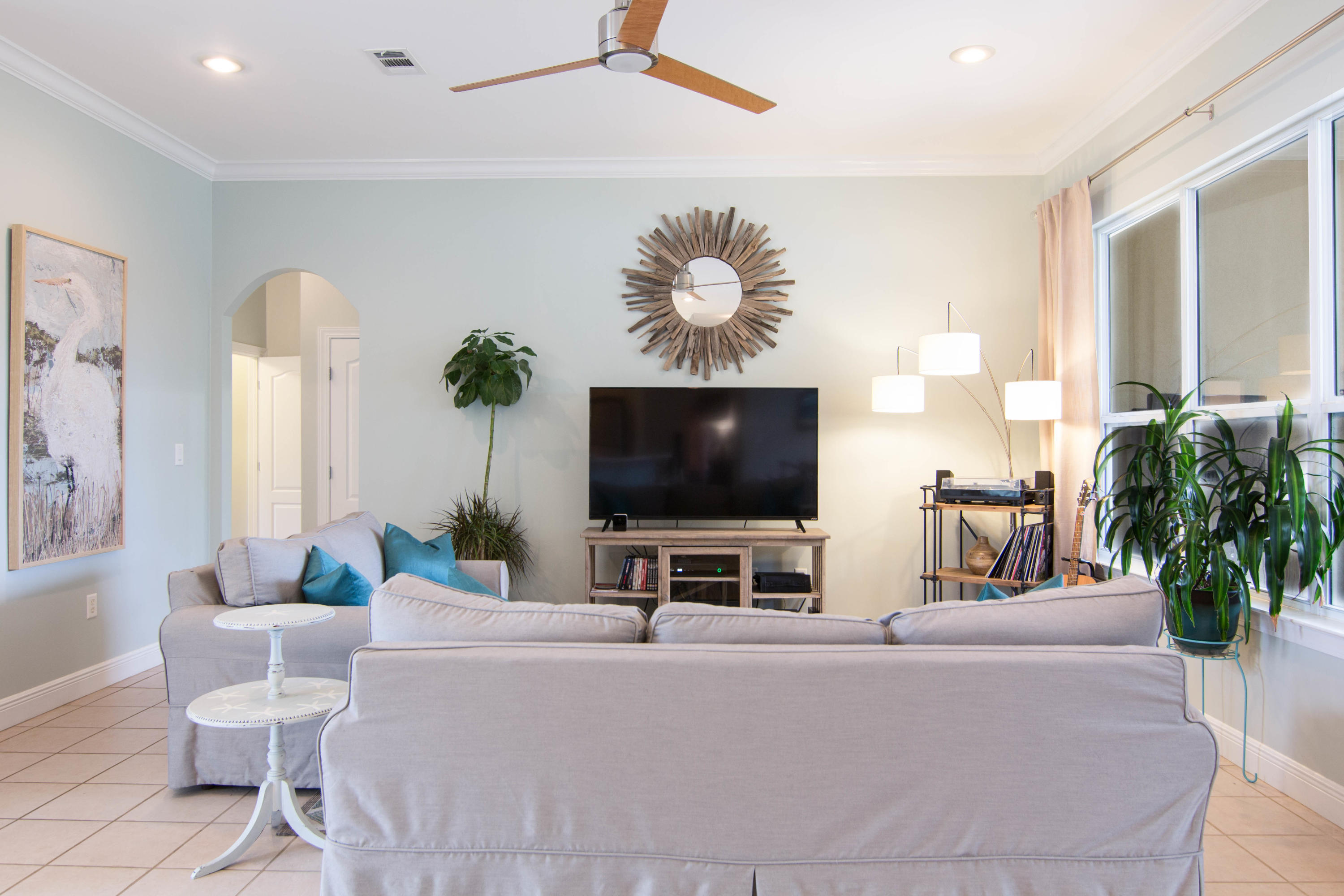 COUNTRY CLUB ESTATES - Residential