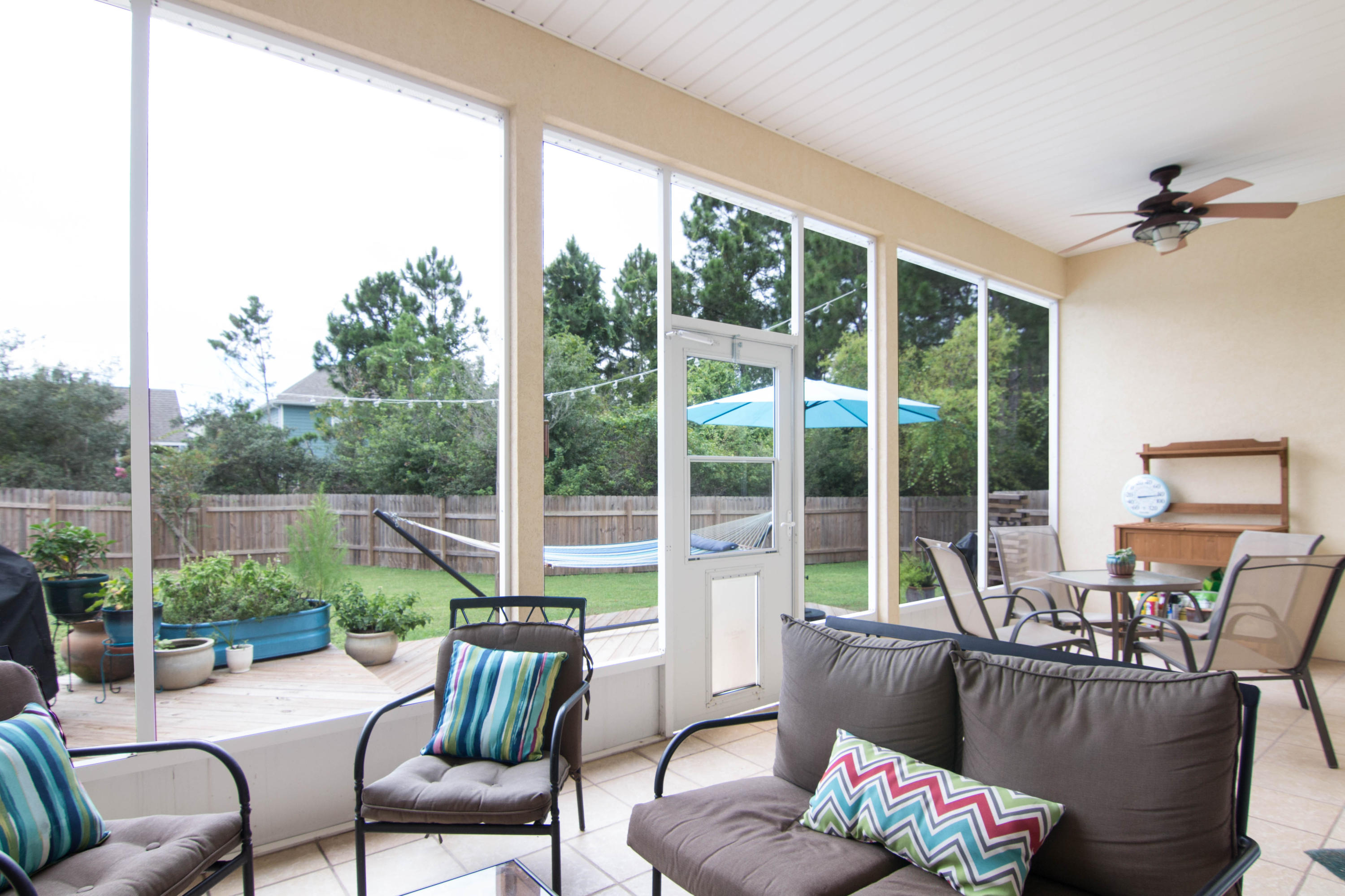 COUNTRY CLUB ESTATES - Residential