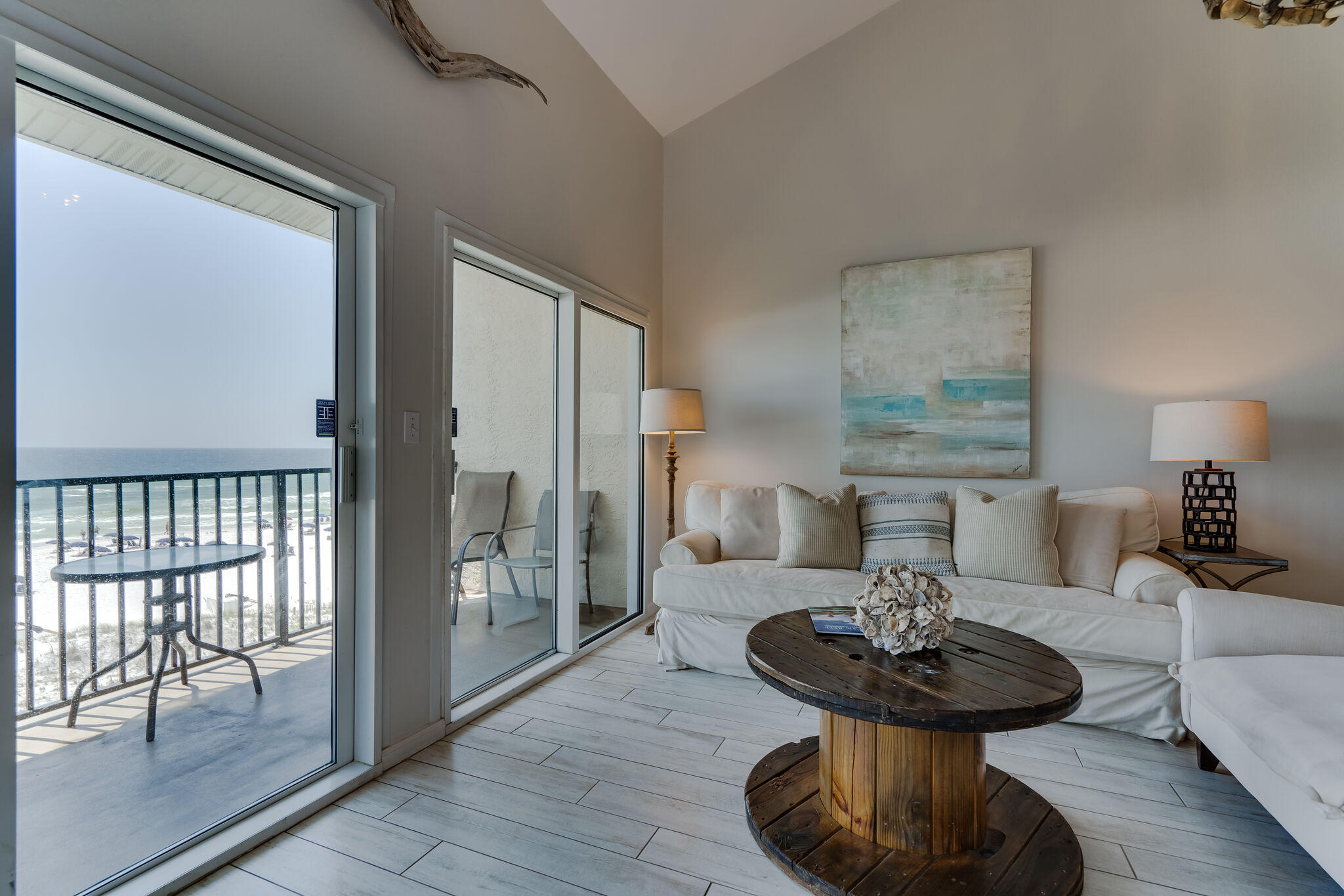 WINDANCER CONDO - Residential