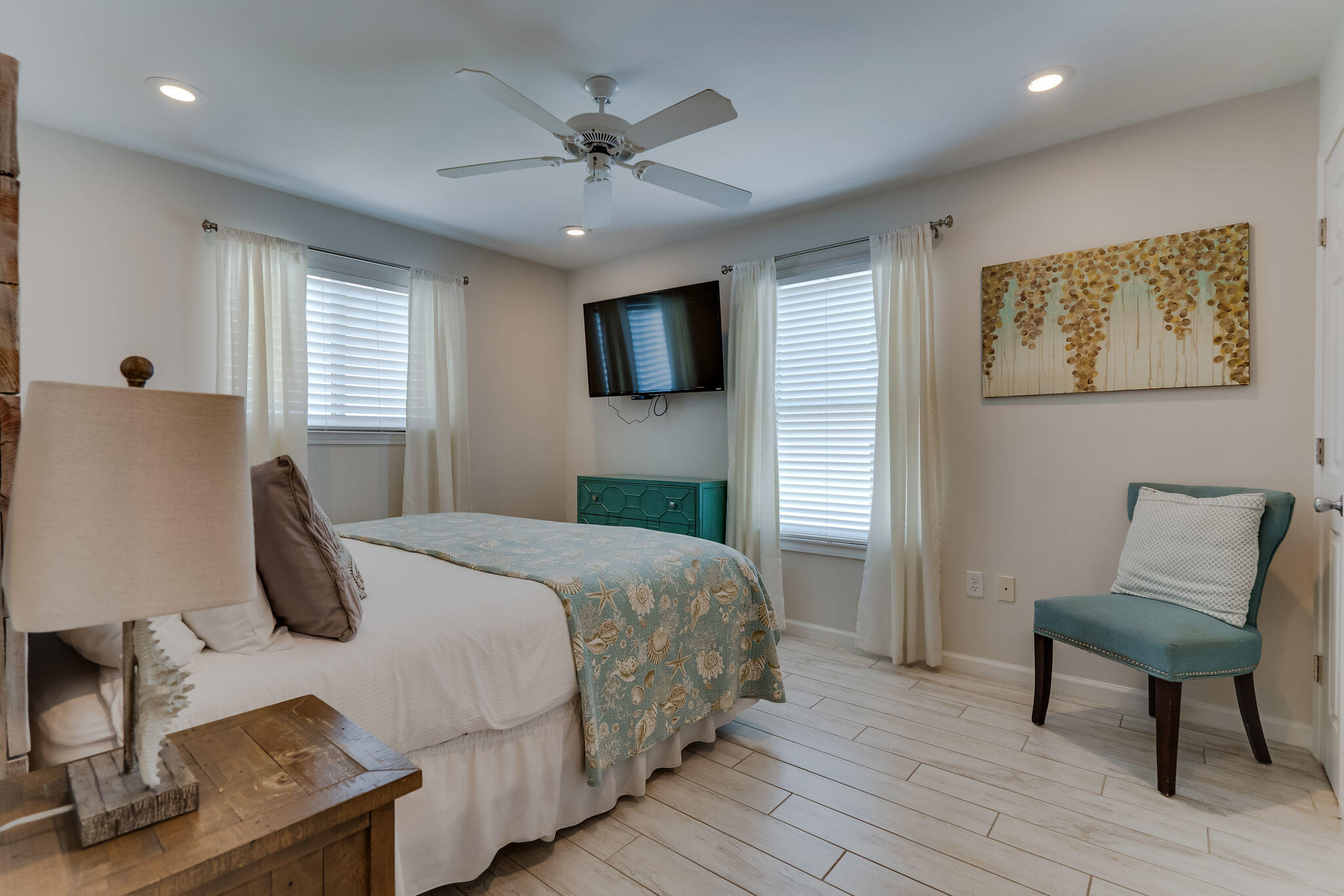 WINDANCER CONDO - Residential