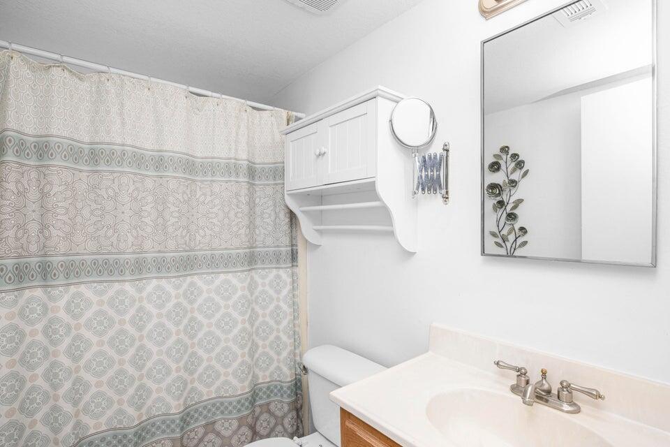 FOUNTAINHEAD CONDO - Residential Lease