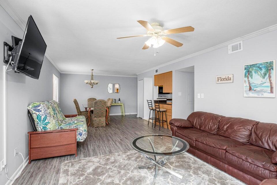 FOUNTAINHEAD CONDO - Residential Lease