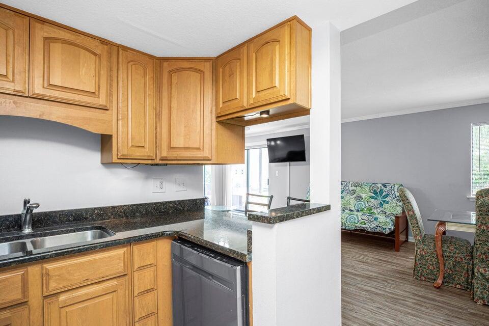FOUNTAINHEAD CONDO - Residential Lease