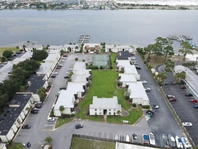 FOUNTAINHEAD CONDO - Residential Lease
