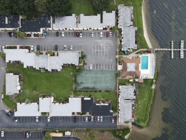 FOUNTAINHEAD CONDO - Residential Lease