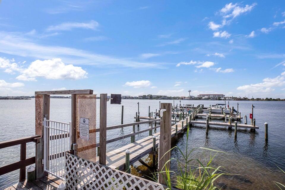 FOUNTAINHEAD CONDO - Residential Lease
