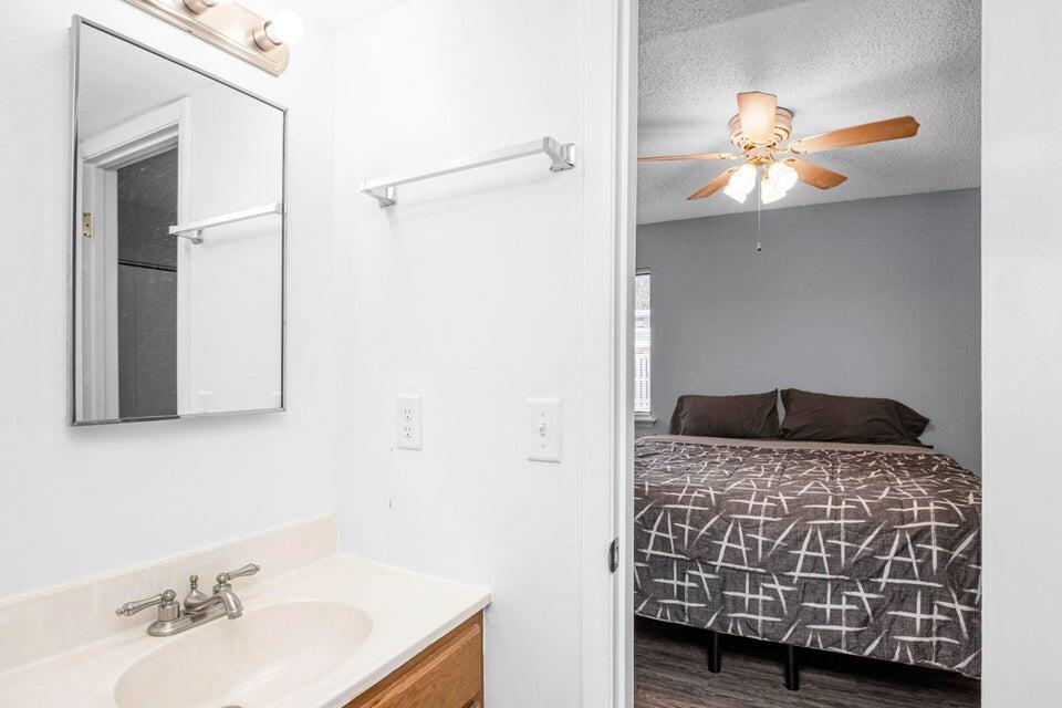 FOUNTAINHEAD CONDO - Residential Lease