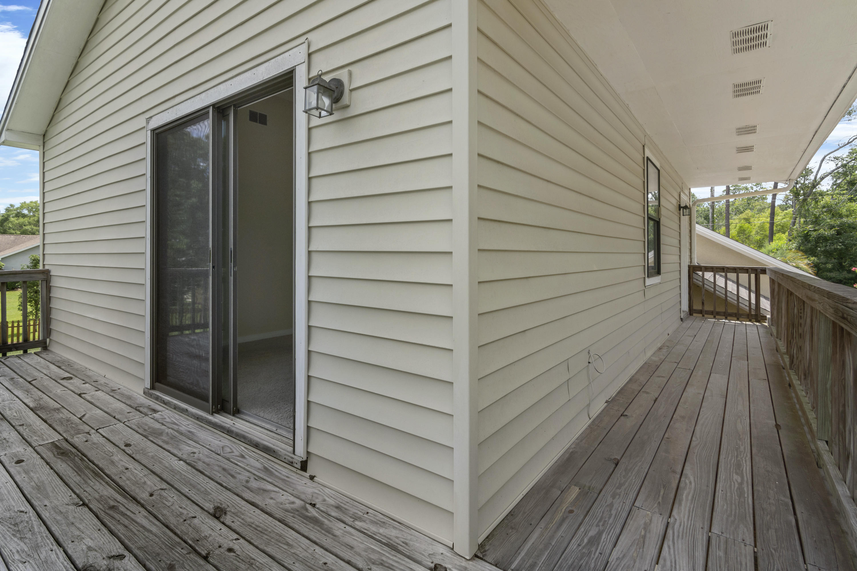 VALPARAISO PINECREST 6 - Residential Lease