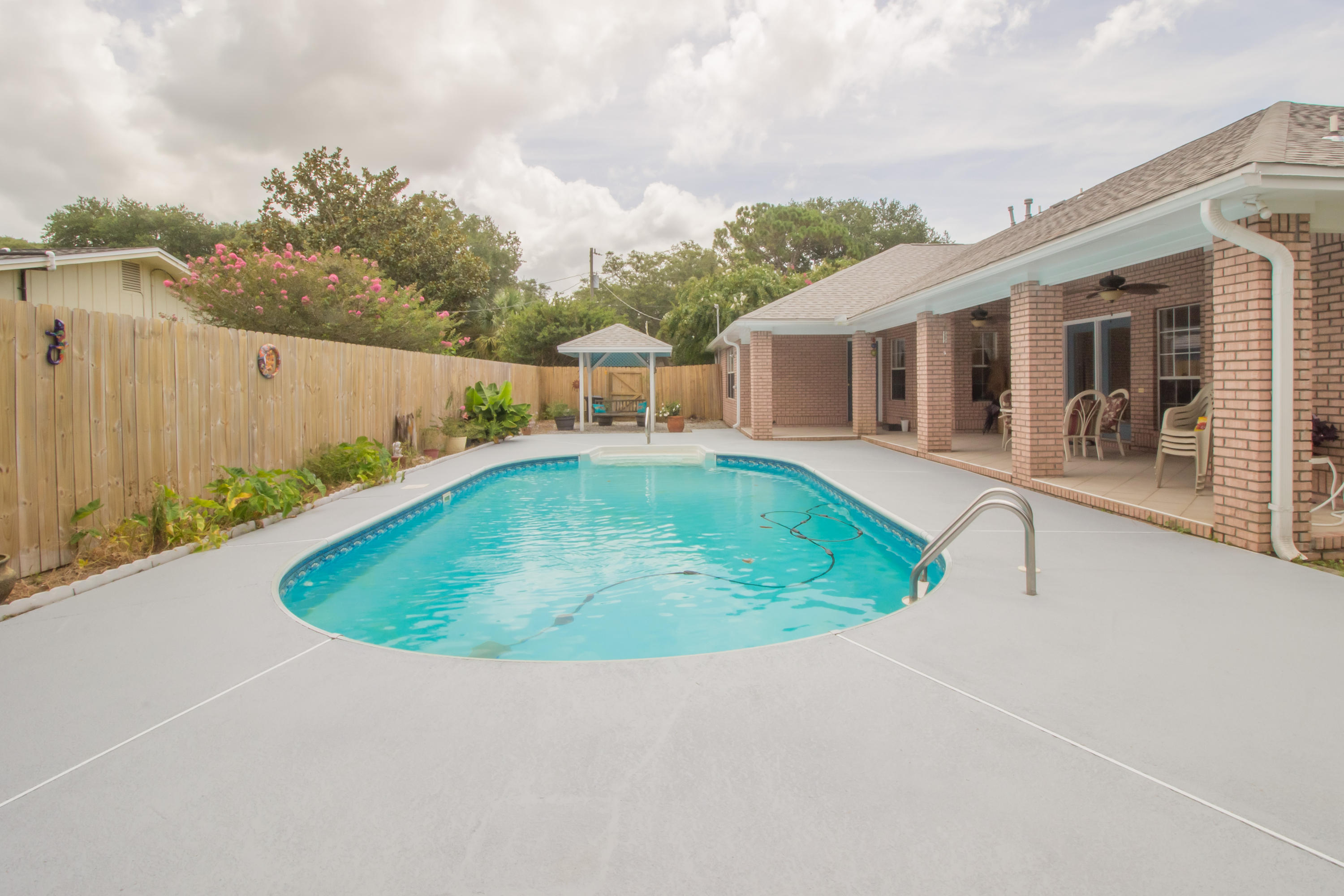 SOUTHERN PINES - Residential