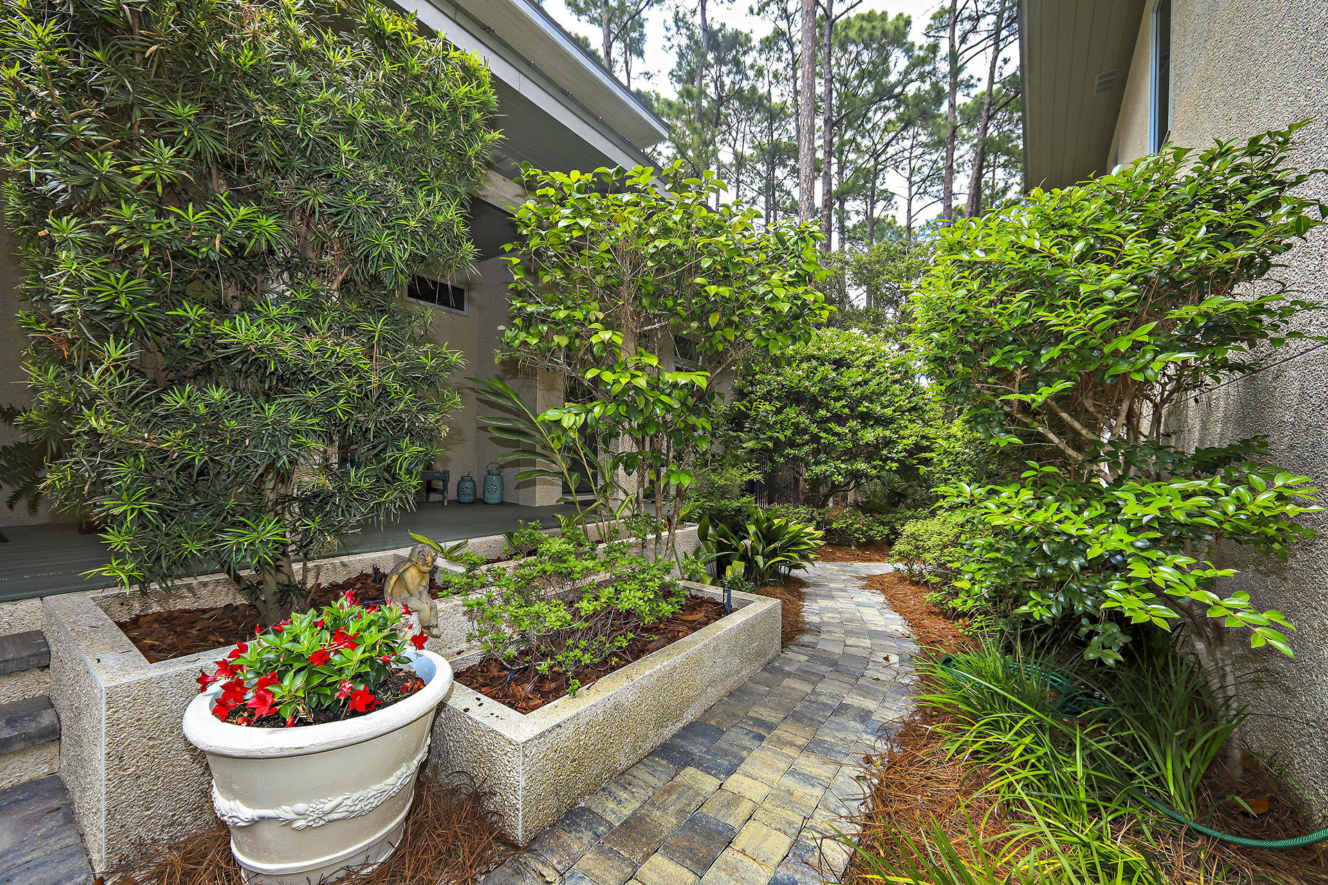 DRIFTWOOD ESTATES - Residential