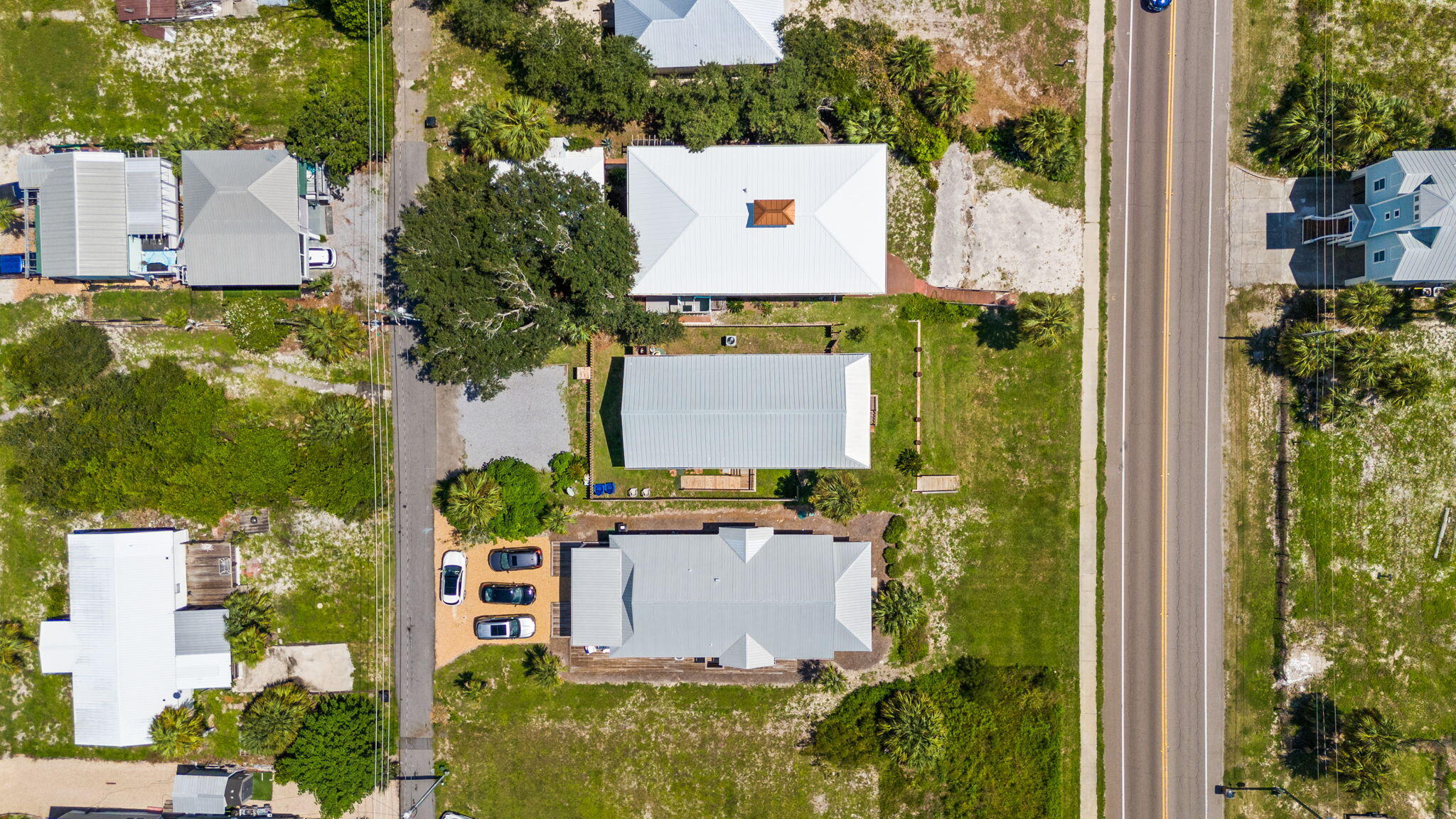 NO RECORDED SUBDIVISION - Residential