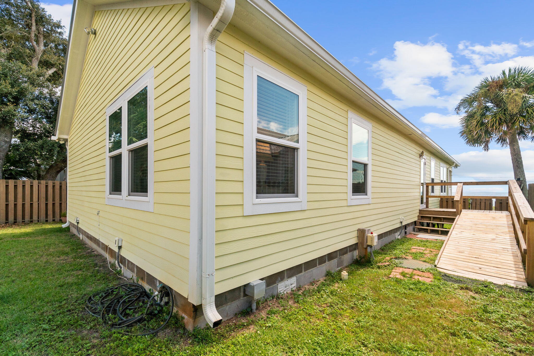 NO RECORDED SUBDIVISION - Residential