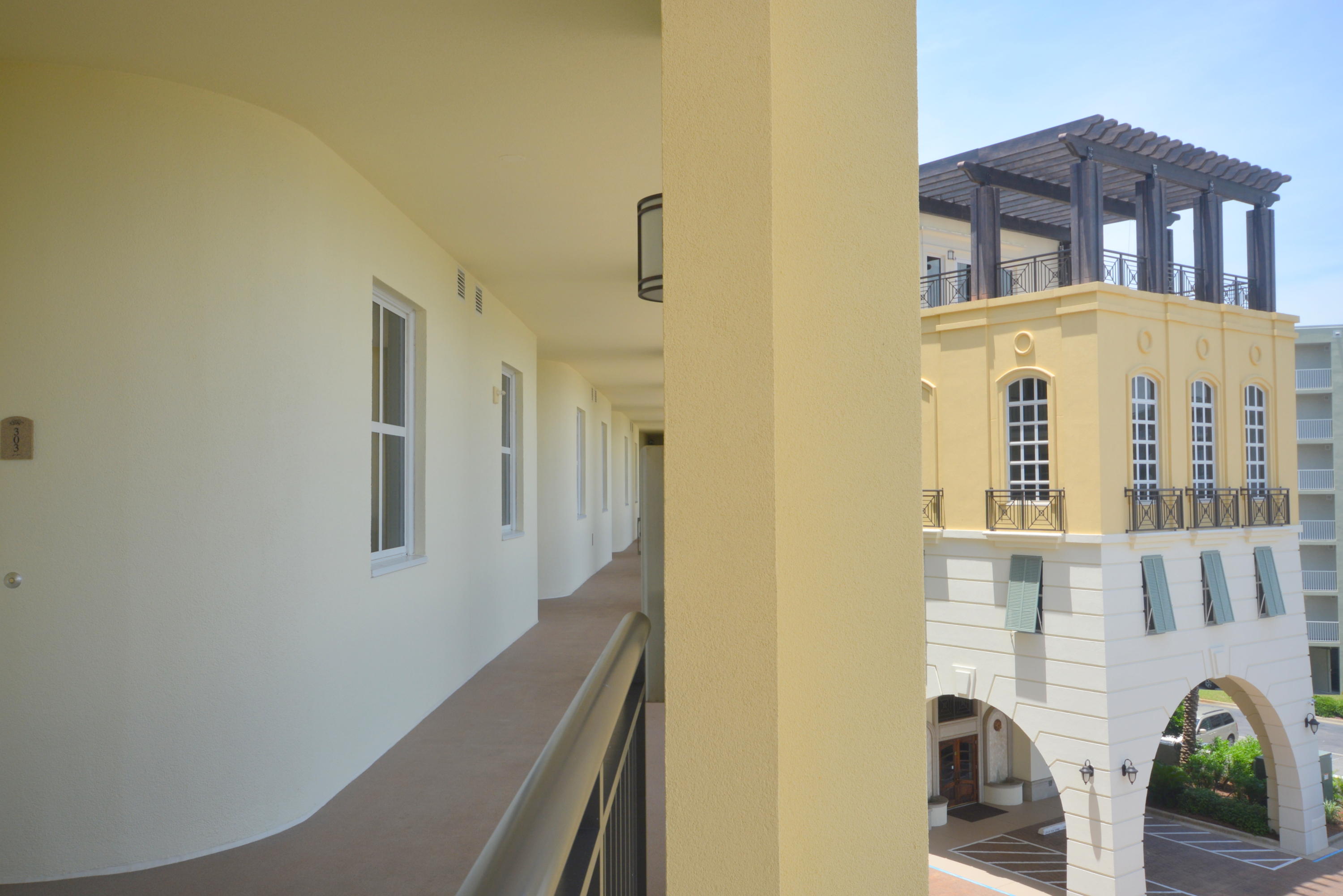 BELLA RIVA - Residential