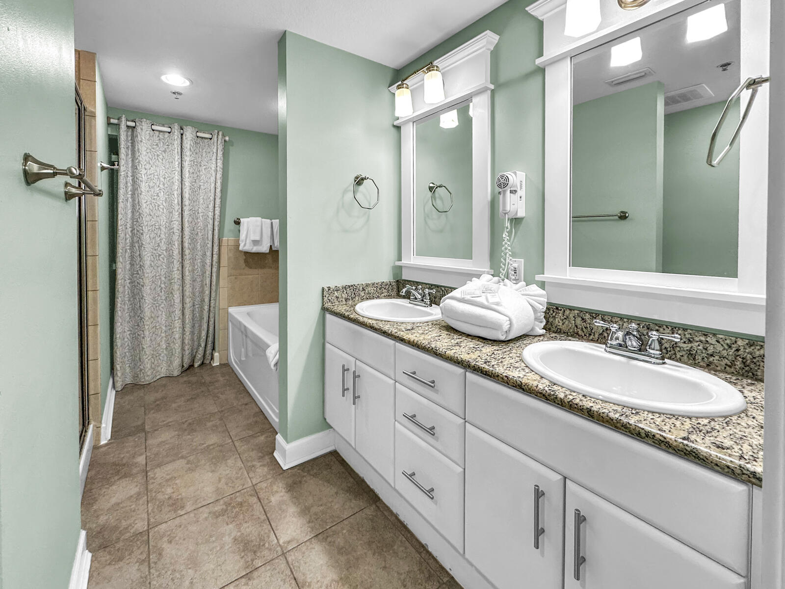 GRAND PANAMA BEACH RESORTS - Residential