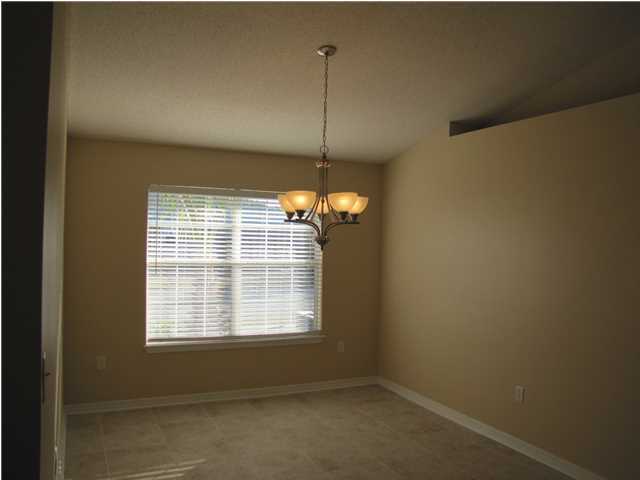 PARADISE RETREAT - Residential