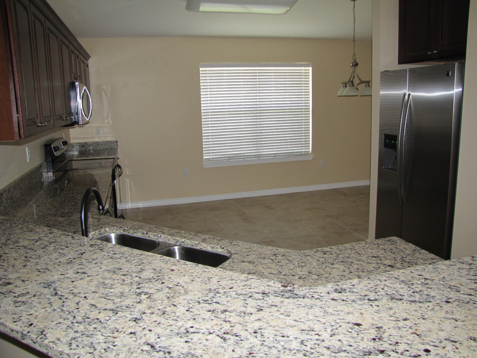 PARADISE RETREAT - Residential