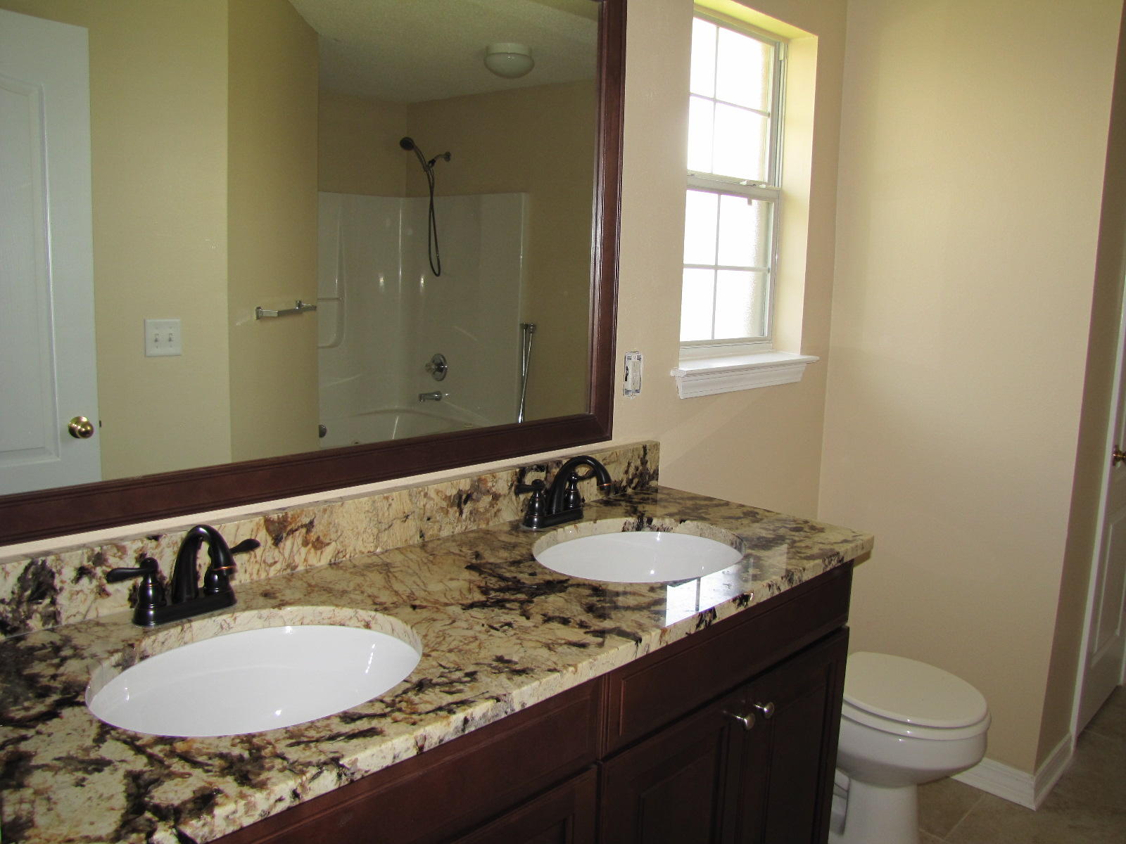 PARADISE RETREAT - Residential