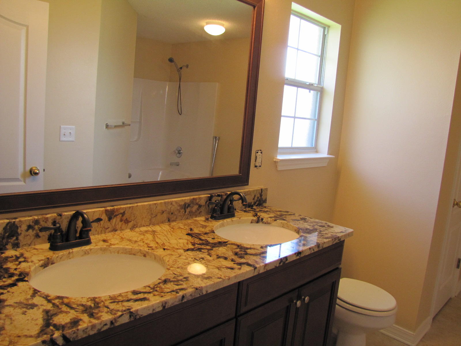 PARADISE RETREAT - Residential