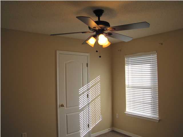 PARADISE RETREAT - Residential