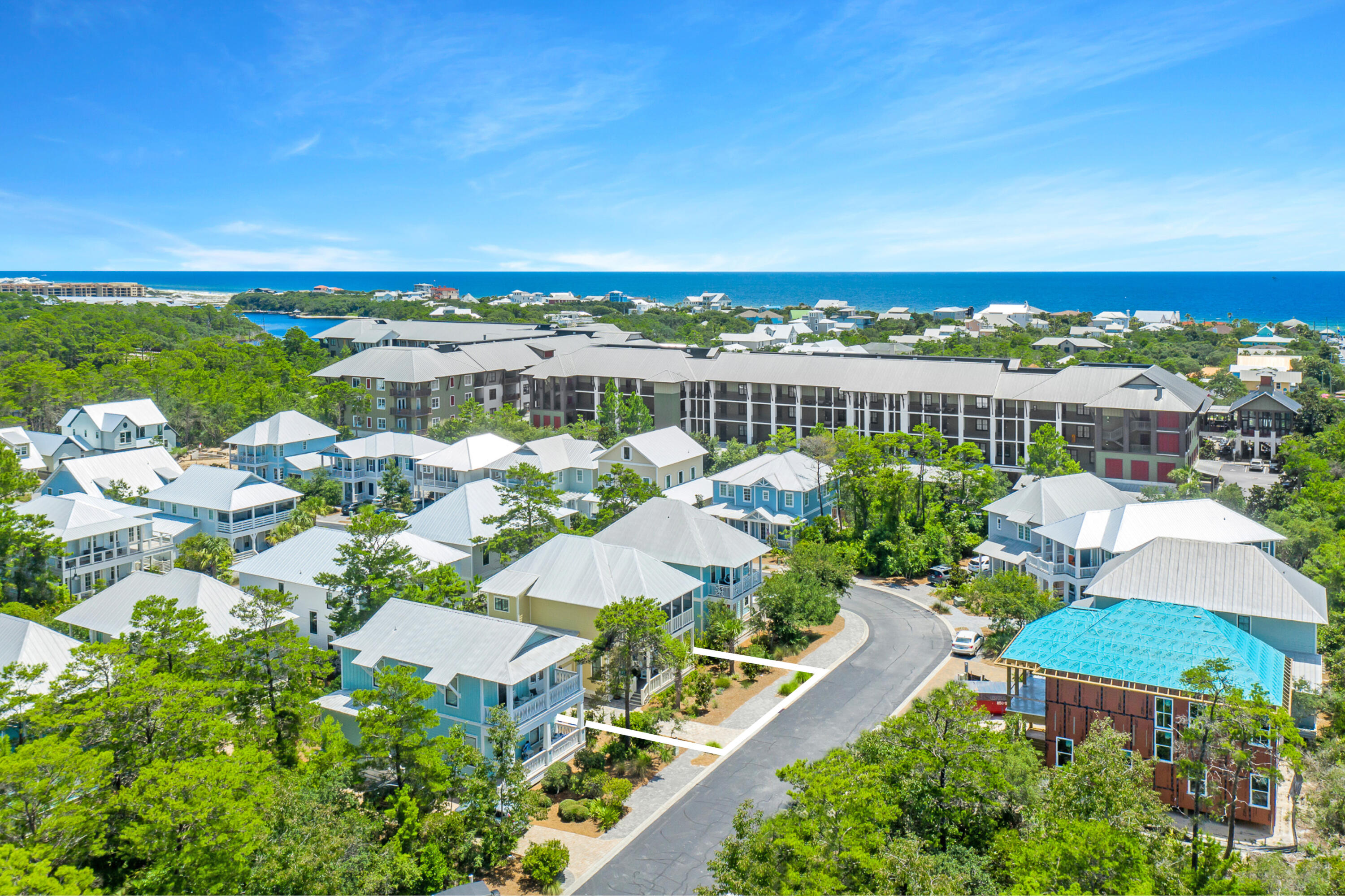 LAKESIDE AT BLUE MOUNTAIN BEACH - Residential