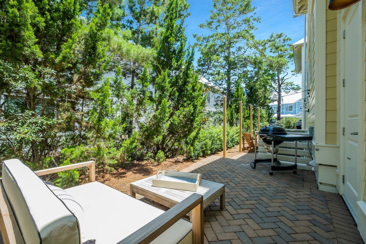 LAKESIDE AT BLUE MOUNTAIN BEACH - Residential