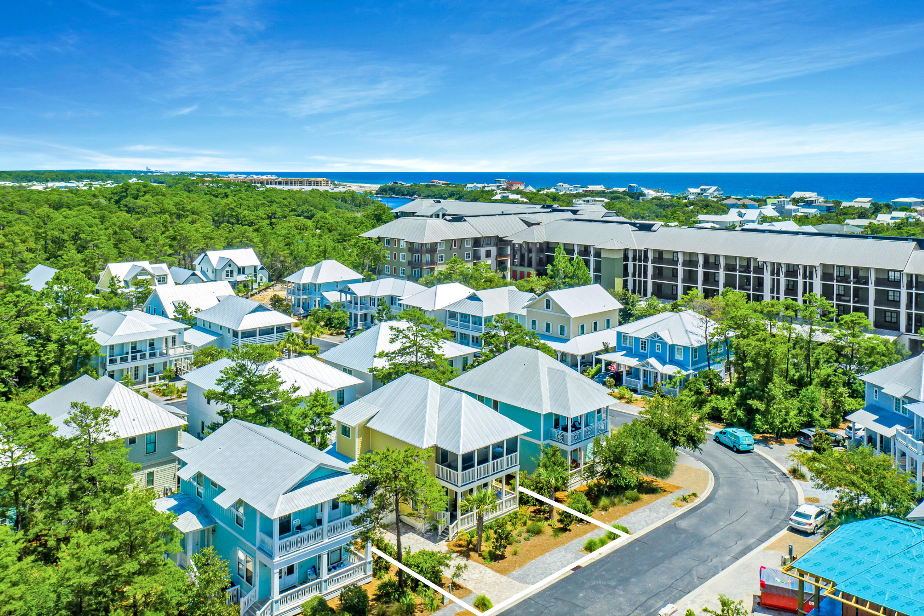 LAKESIDE AT BLUE MOUNTAIN BEACH - Residential