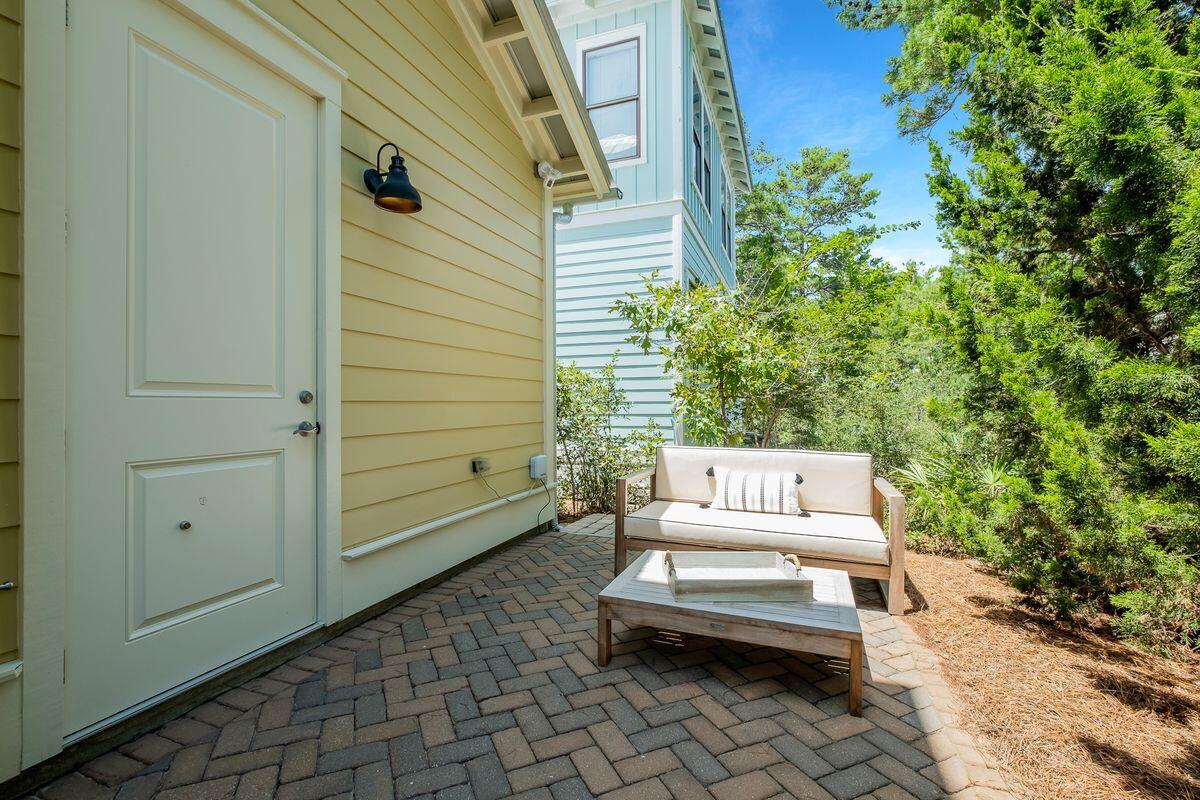 LAKESIDE AT BLUE MOUNTAIN BEACH - Residential