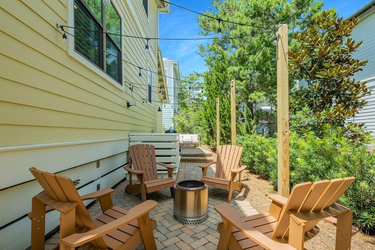 LAKESIDE AT BLUE MOUNTAIN BEACH - Residential