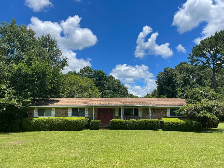 This is a beautiful corner lot with an amazing yard!This 4/3 2464 square foot home needs no immediate updates and is move-in ready!Beautiful wood floors, 2 master suites, RV parking, a hidden driveway, and a huge yard make this a perfect move-in ready home for anyone.You are minutes away from all the amenities. Come see this home before it's gone!!