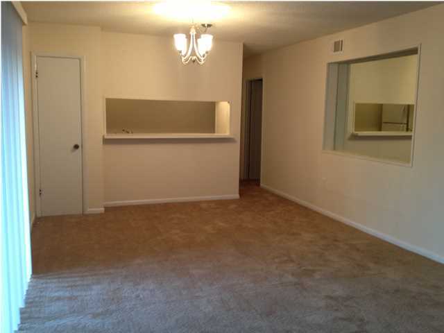 SPANISH VILLAS - Residential Lease