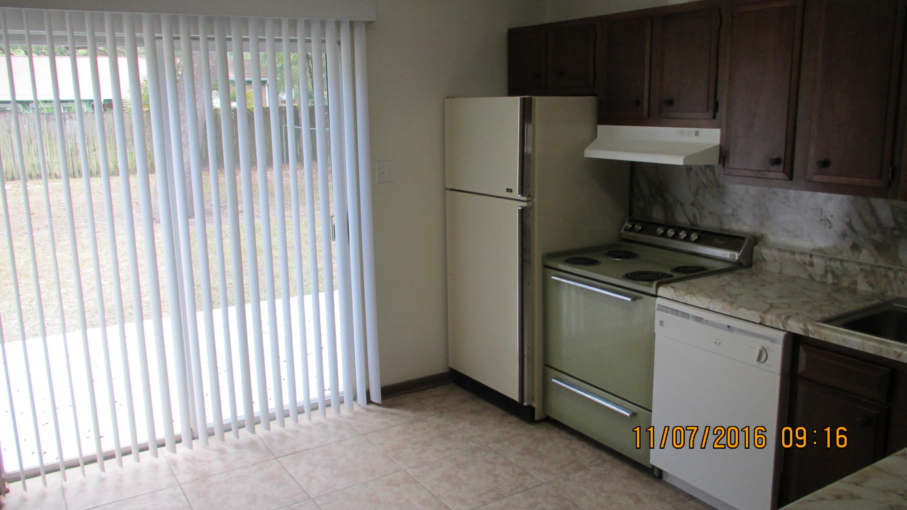 UNRECORDED SUBDIVISION - Residential Lease