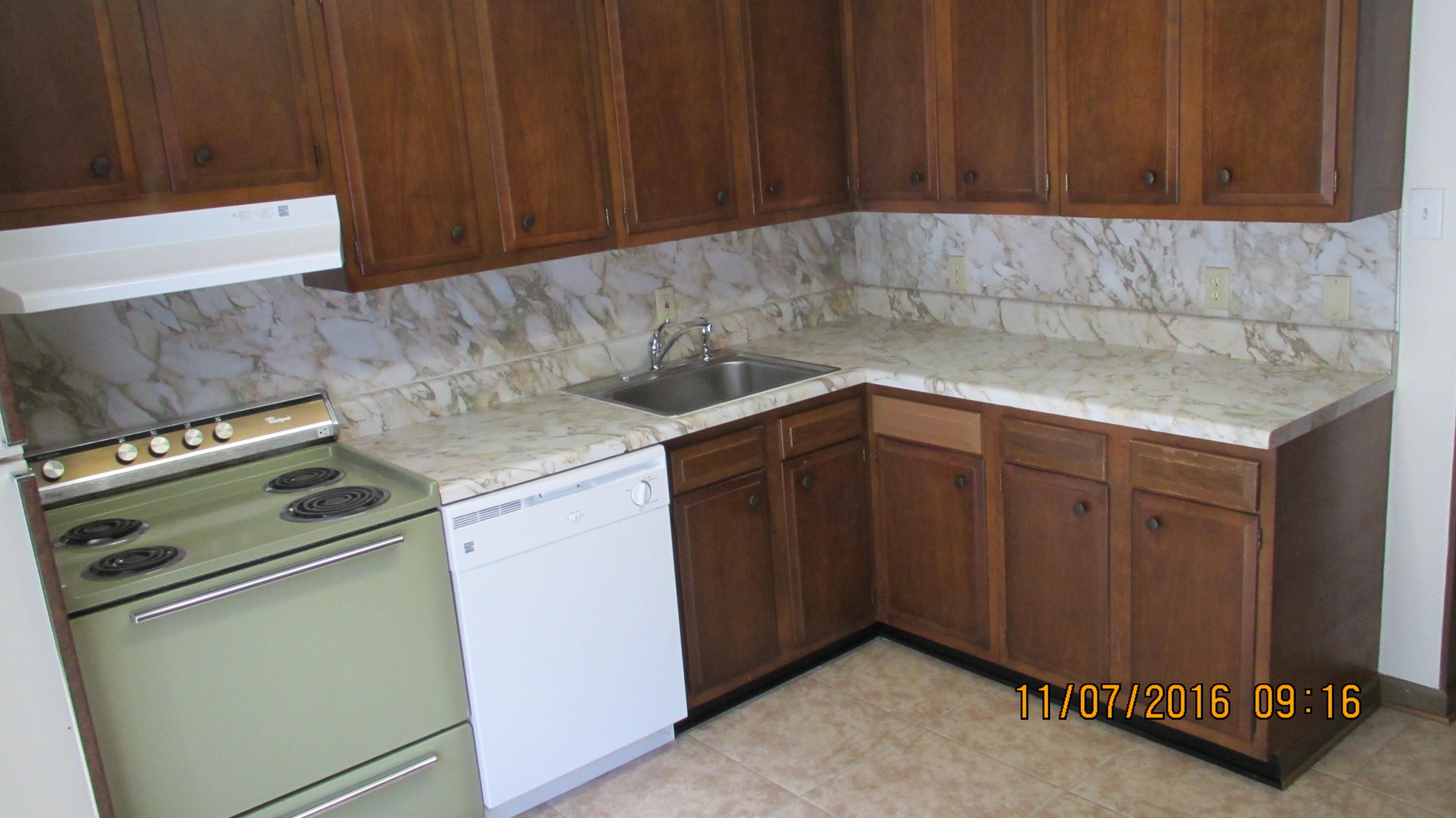 UNRECORDED SUBDIVISION - Residential Lease