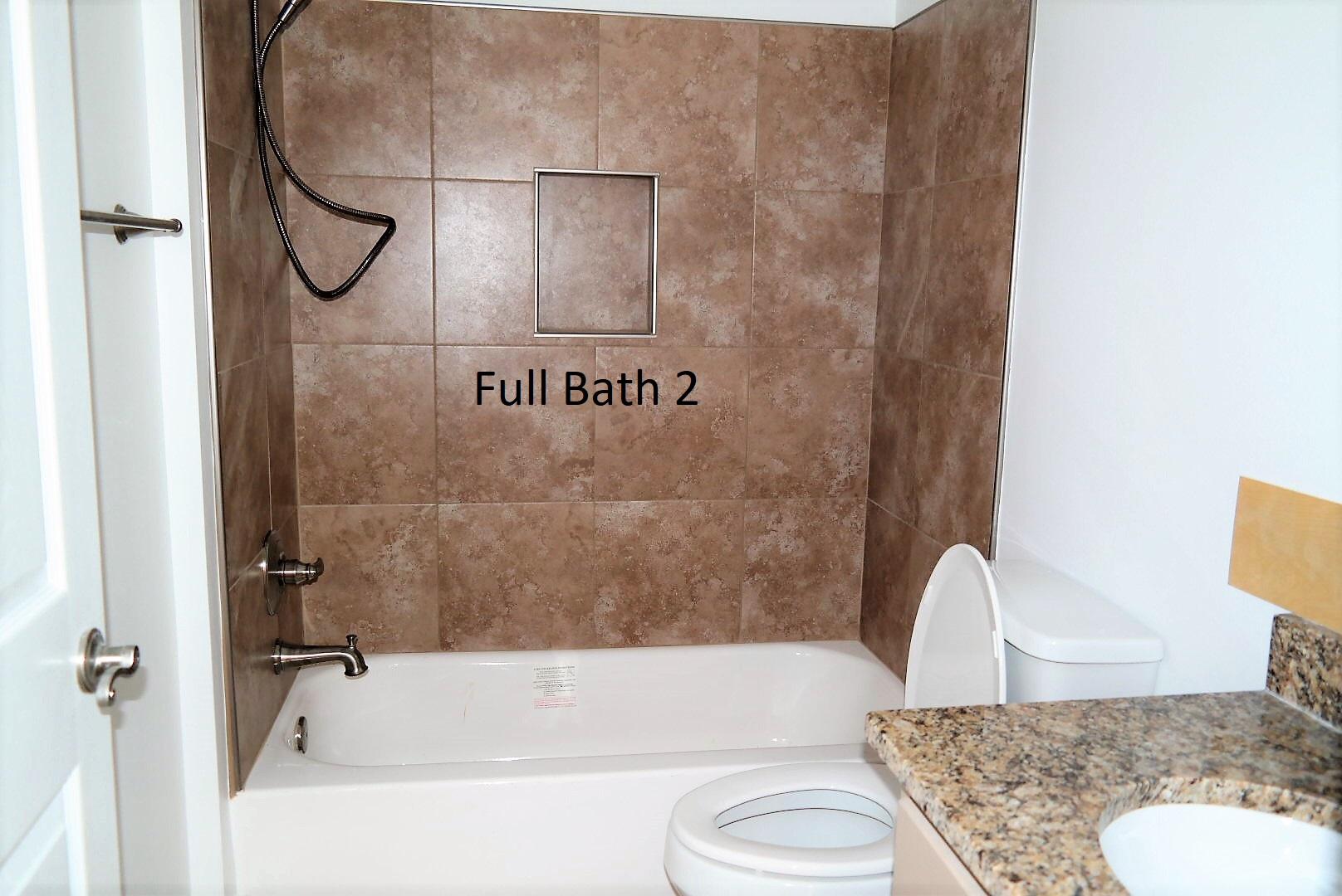 OAKWOOD LAKES ESTATES - Residential