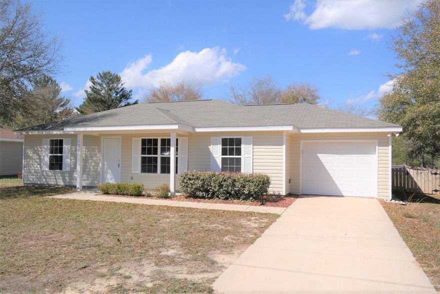 You'll definitely want to put this one on your list to see. Cozy custom home on paved Rd. in growing Mossy Head area. Within 10 minutes to Defuniak Springs or Hwy 285 in Mossy Head for quick commute to I-10, Crestview and Eglin AFB. Beautiful laminate flooring and tile throughout. Granite countertops in kitchen and both baths, custom lighting, recessed lighting, all new appliances, walk-in closet in master BR, 1 car garage, pantry, freshly painted throughout. Schedule you showing today!