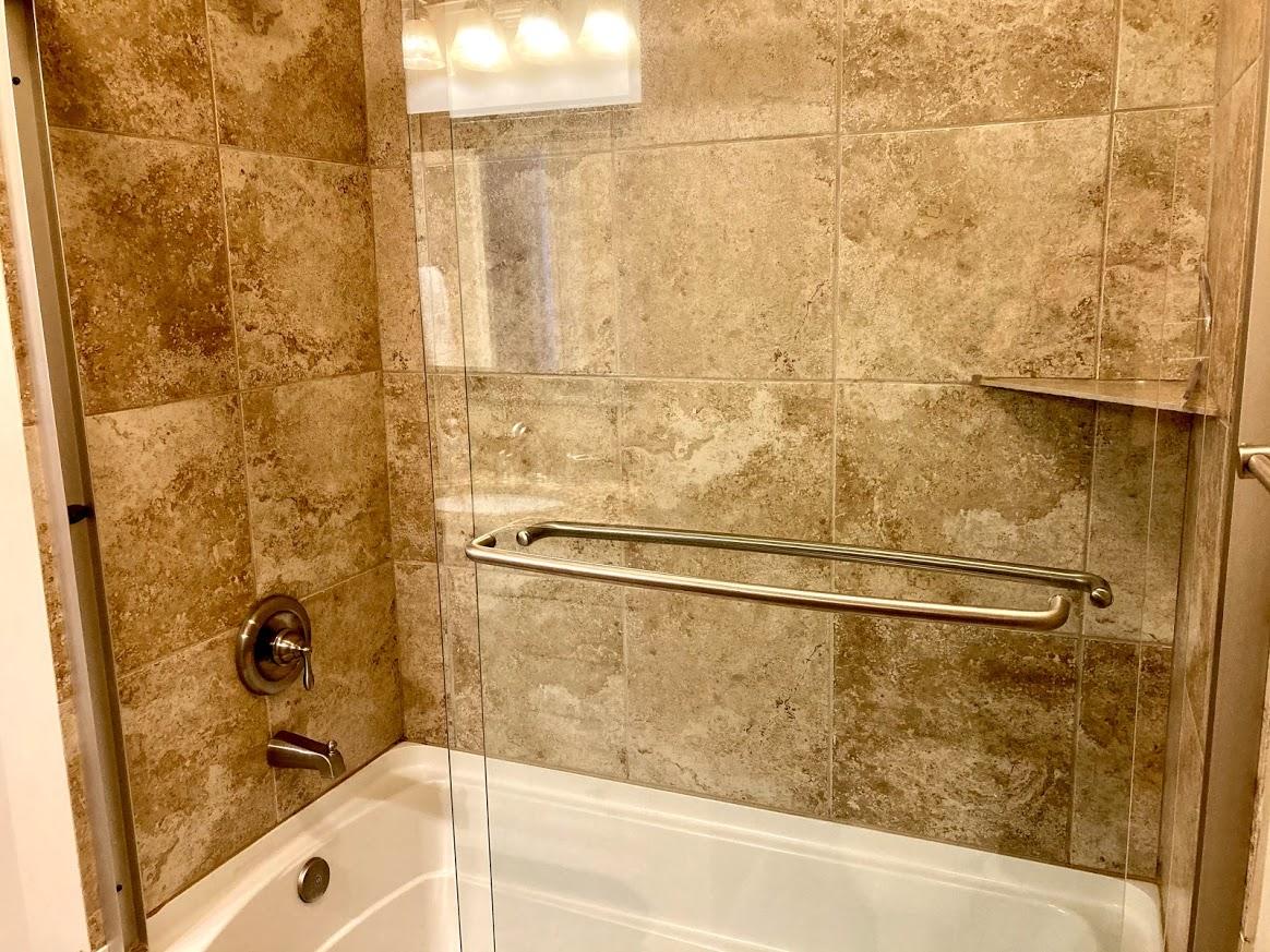 SHORELINE GARDENS T/H - Residential