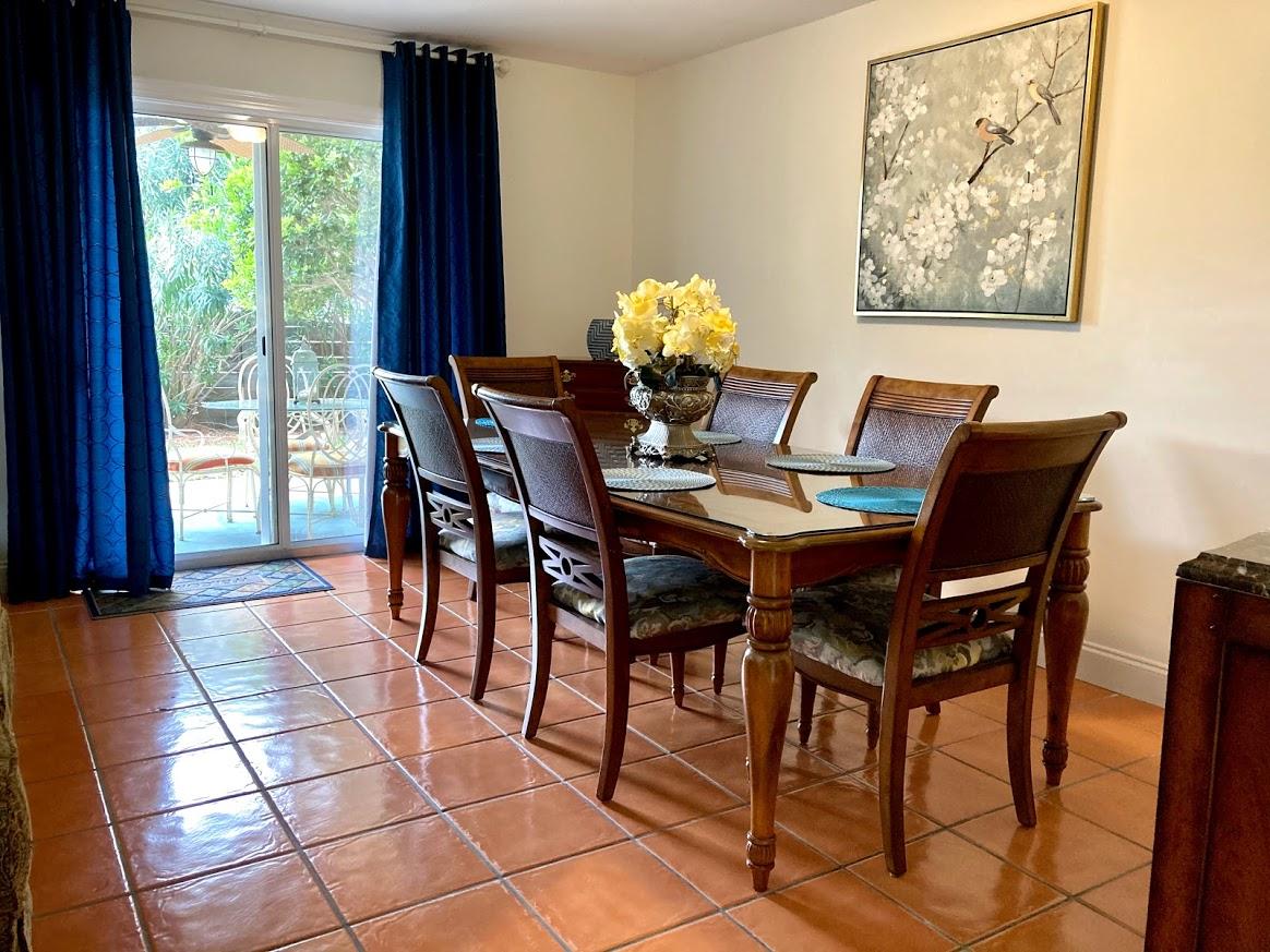 SHORELINE GARDENS T/H - Residential