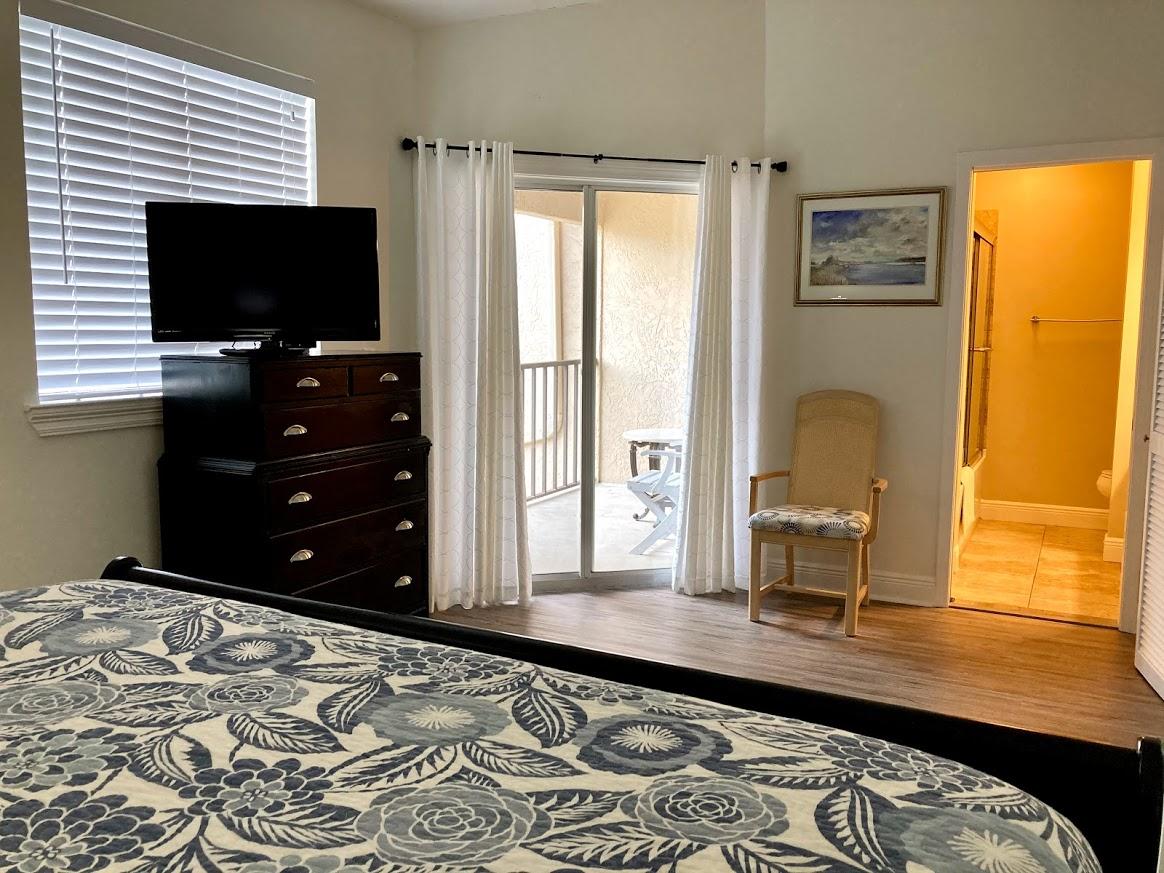 SHORELINE GARDENS T/H - Residential