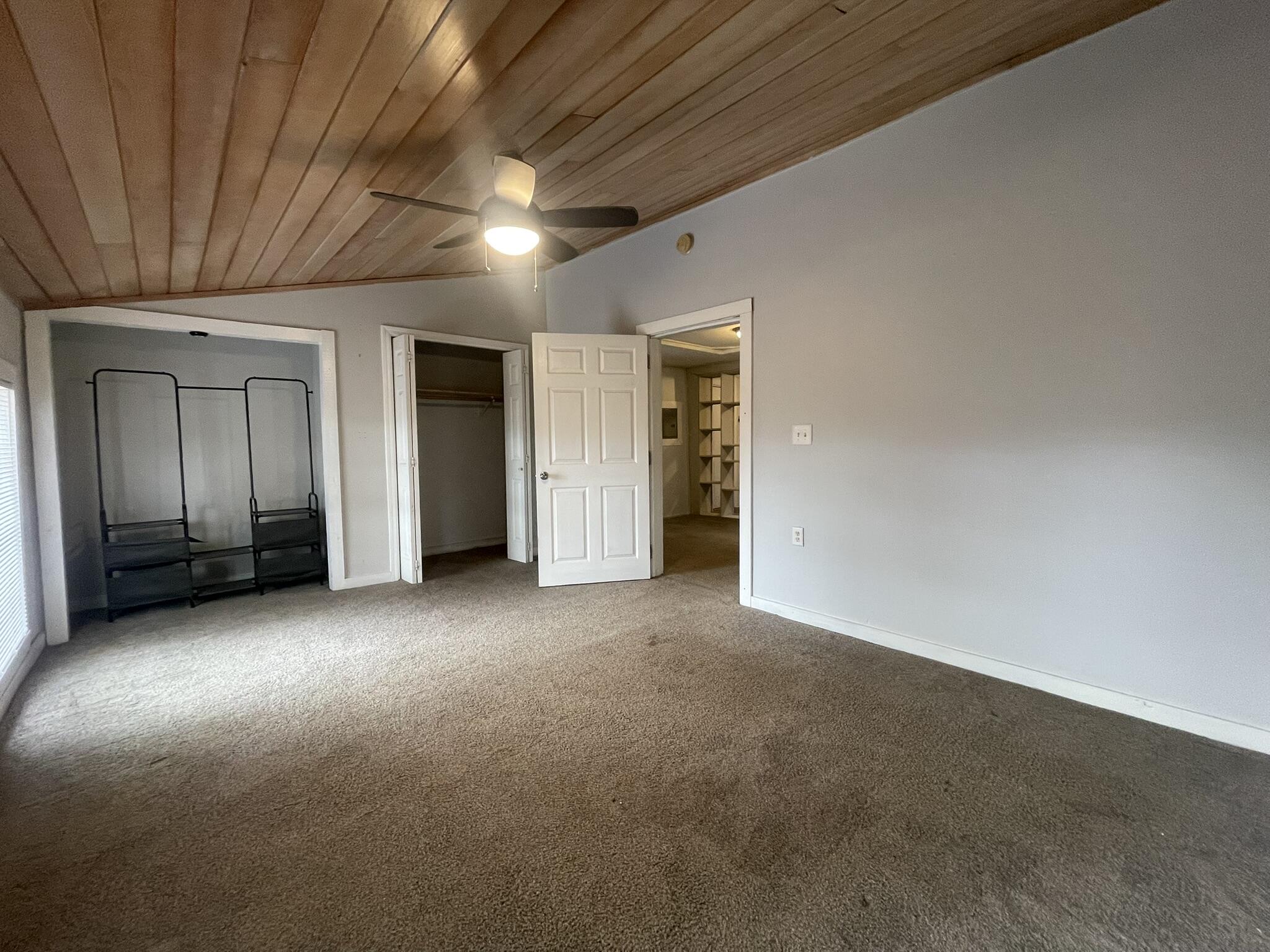 CRESTVIEW - Residential Lease